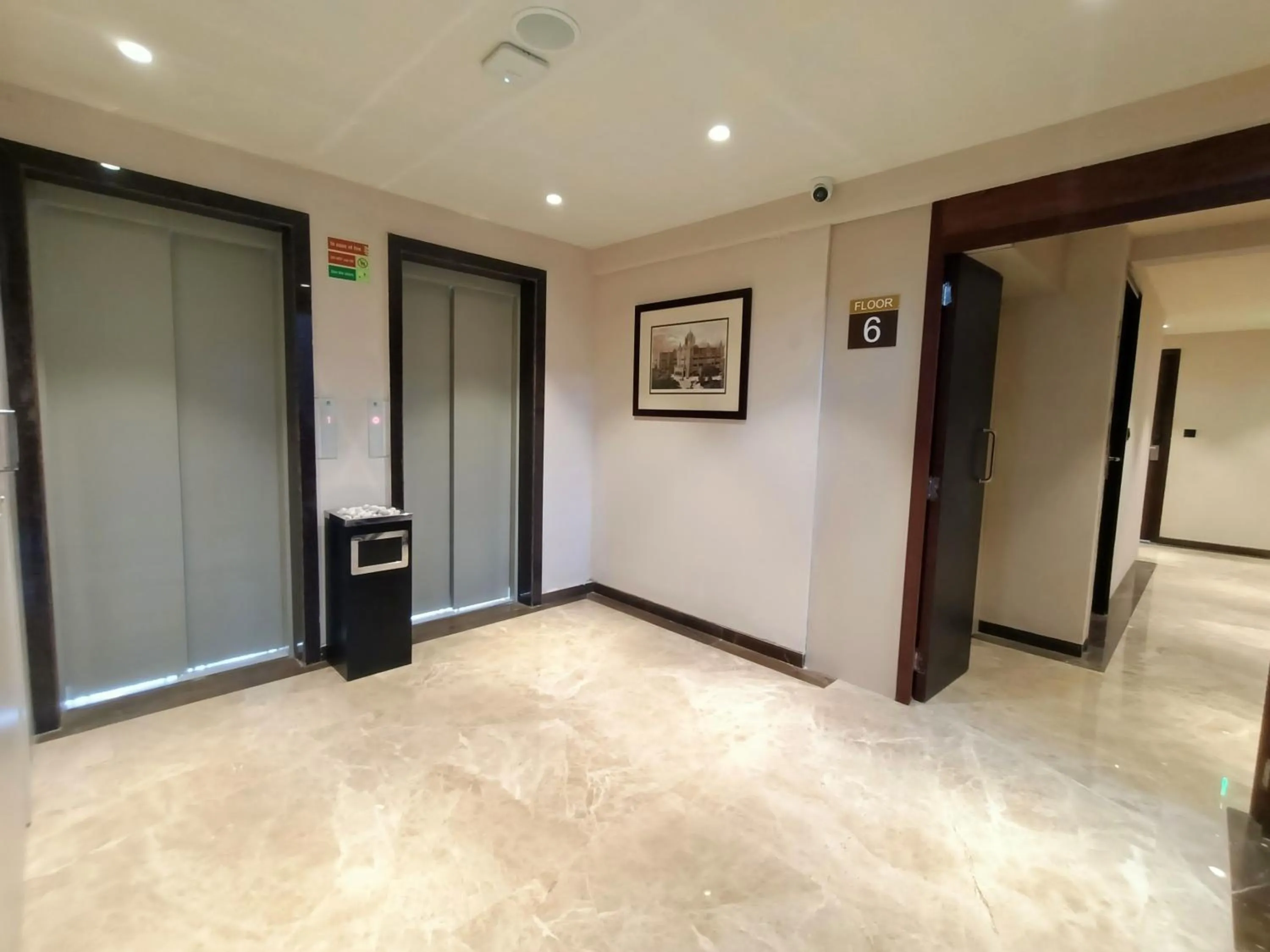 elevator in Aralia International Airport, Mumbai