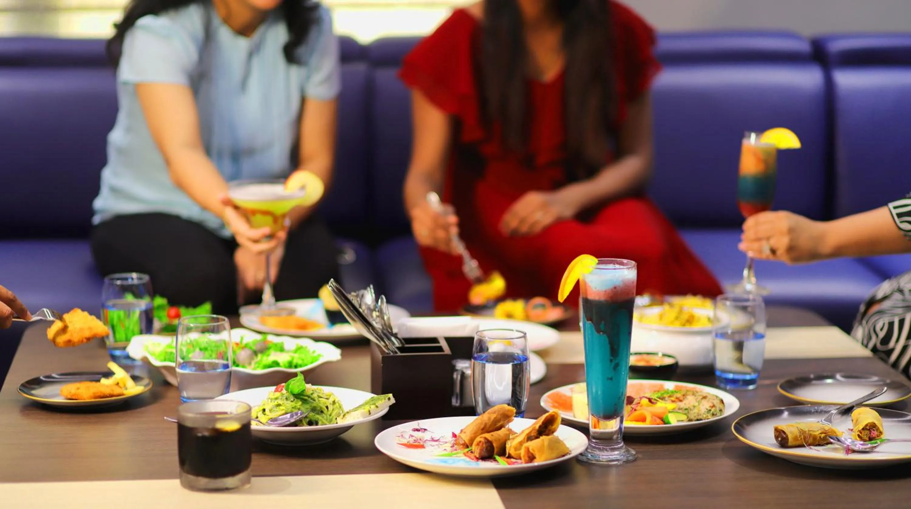 Restaurant/places to eat in Aralia International Airport, Mumbai