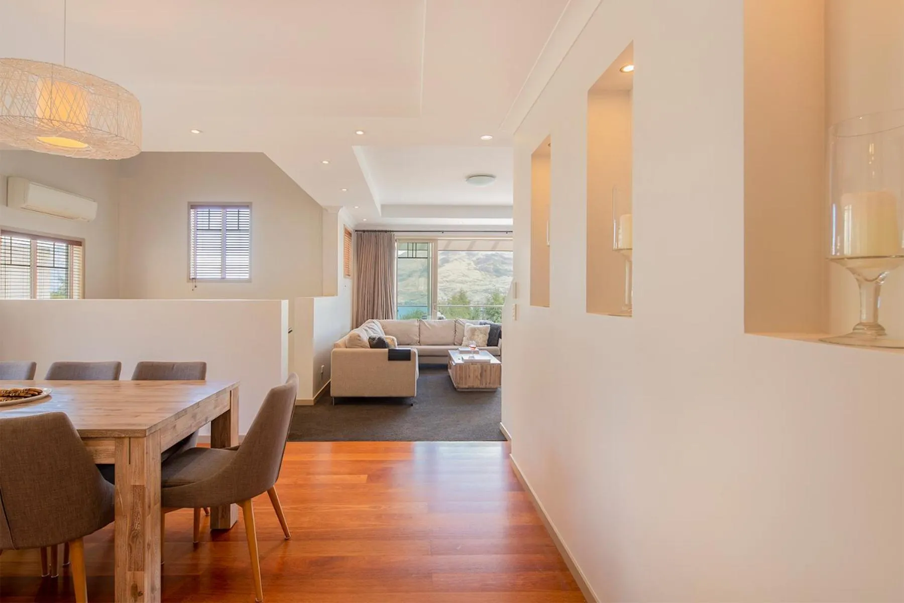 Living room in Queenstown Grandview with Spa Pool