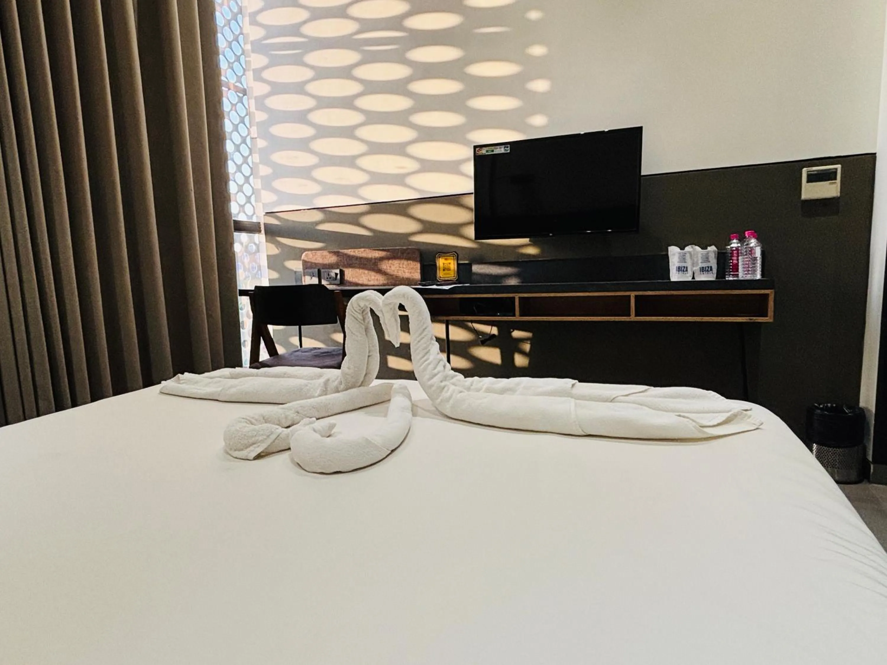 Bedroom, Bed in Ibiza Hotel