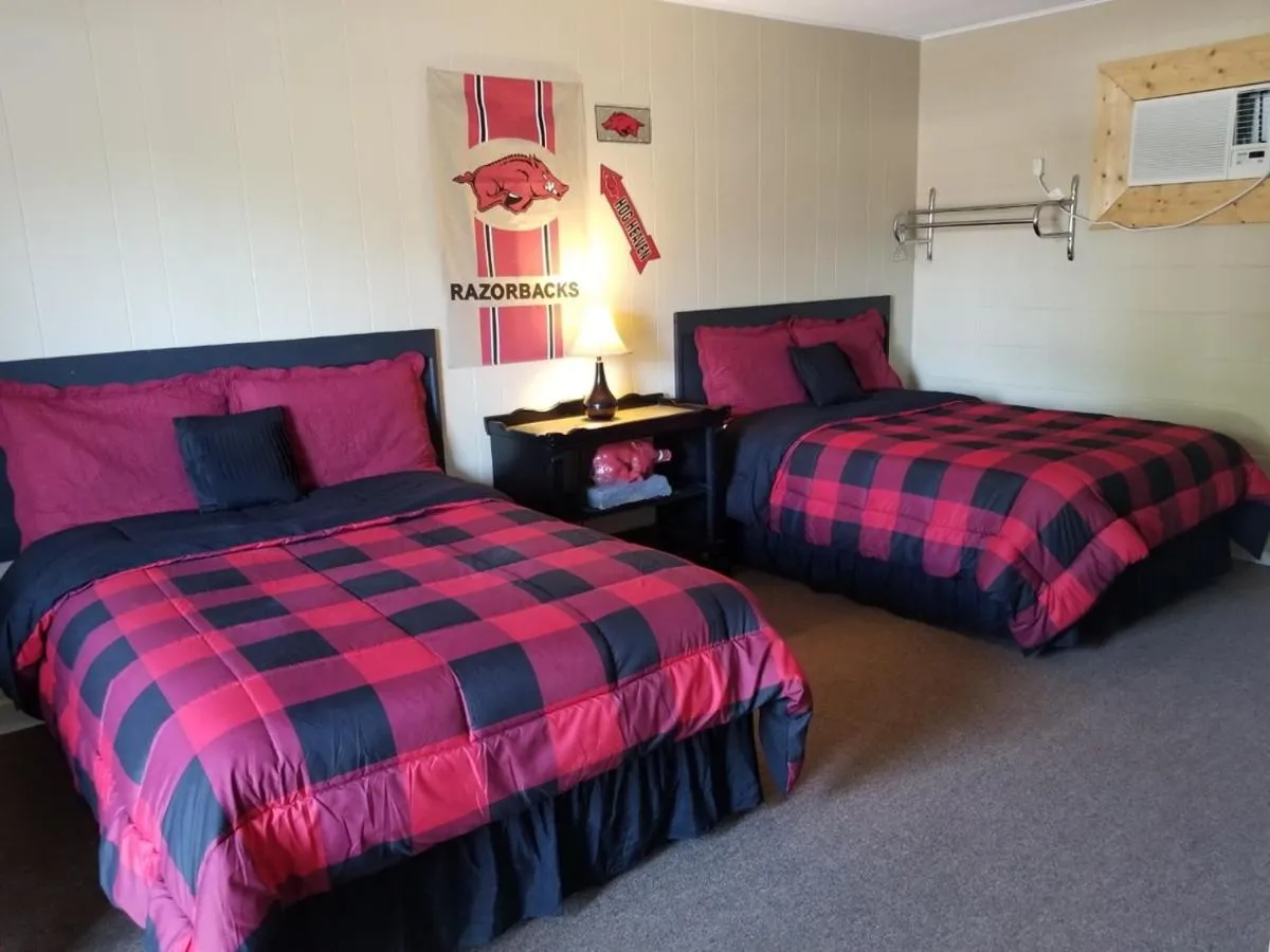 Bed in Sportsman's Lodge