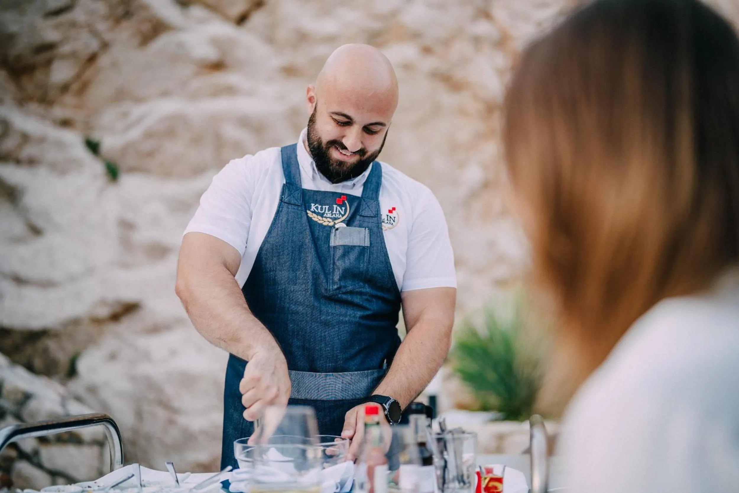 Restaurant/places to eat in Kul IN Ablana