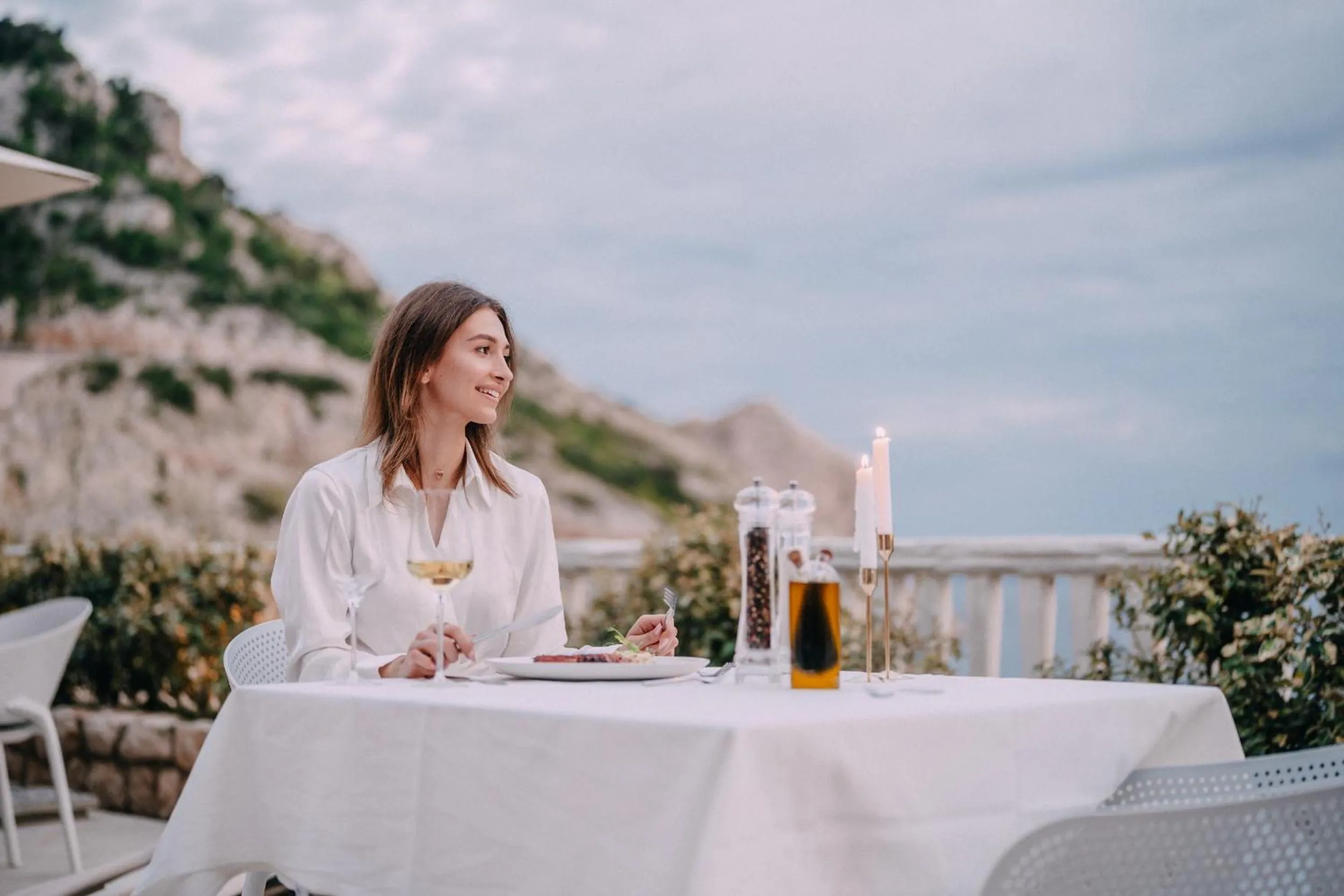 Restaurant/places to eat in Kul IN Ablana