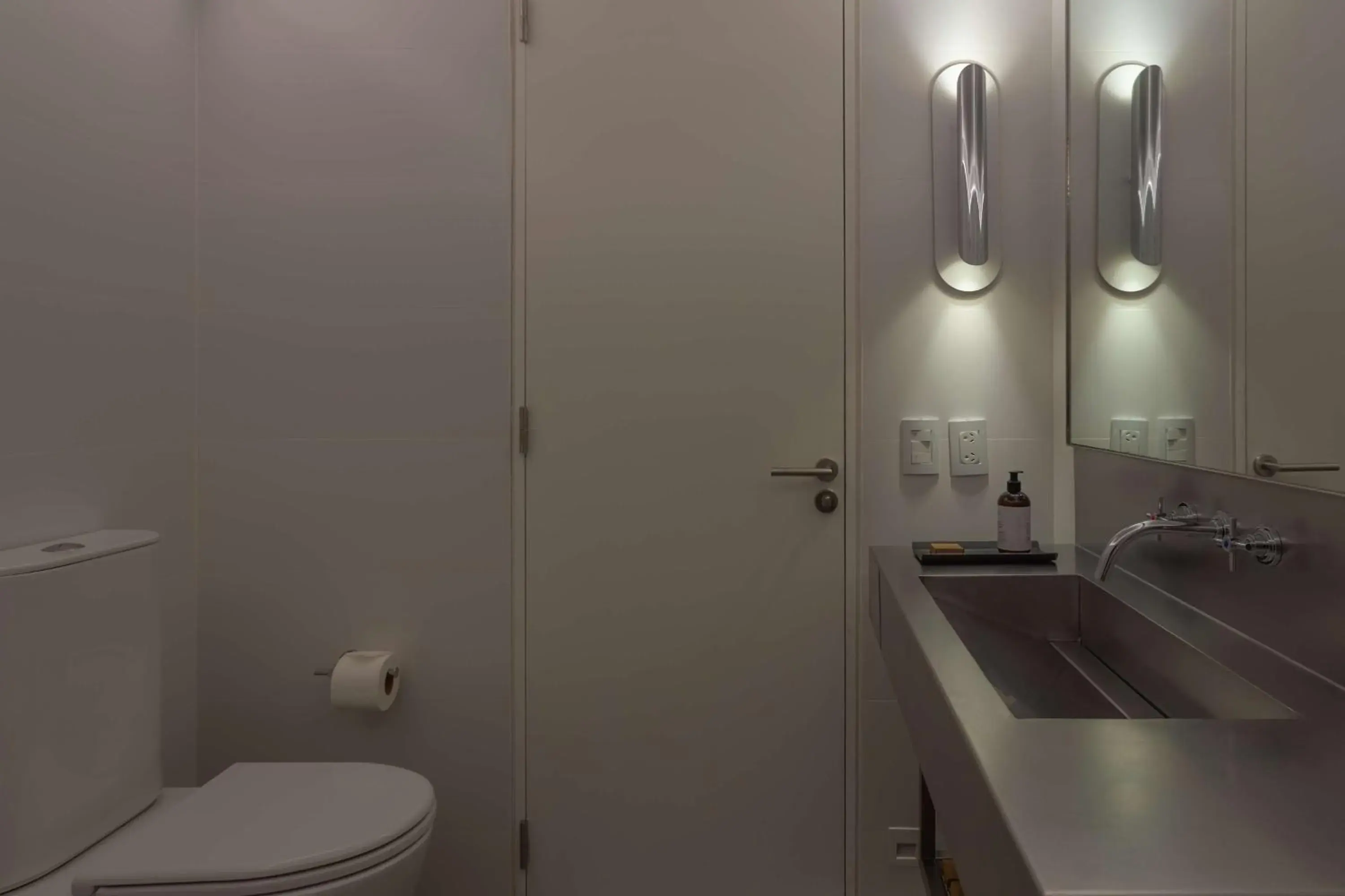 Photo of the whole room in Hualta Hotel Mendoza, Curio Collection by Hilton Photo of the whole room in Hualta Hotel Mendoza, Curio Collection by Hilton