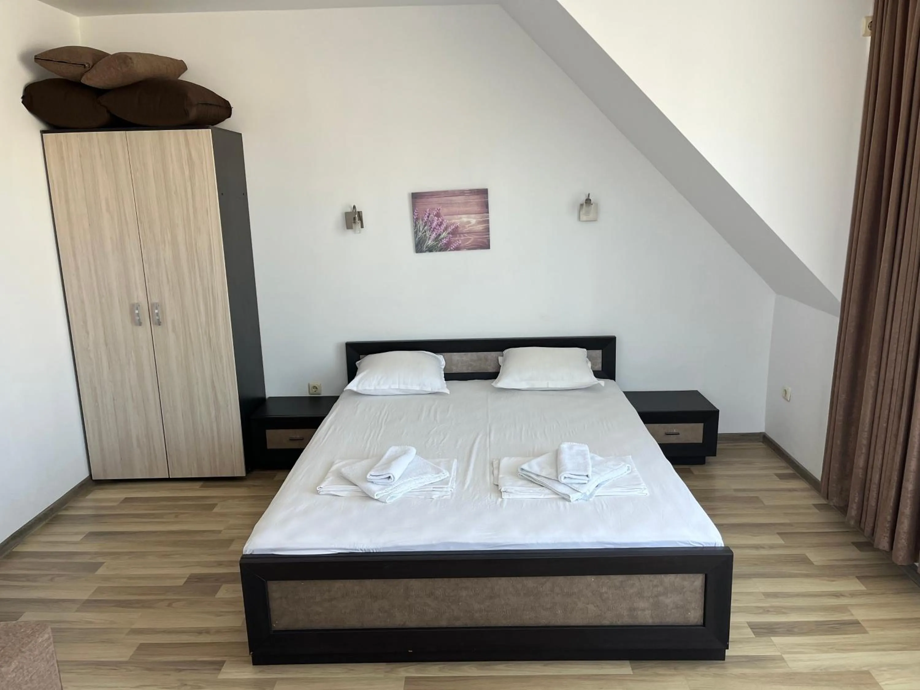 Photo of the whole room, Bed in HOTEL KREDO