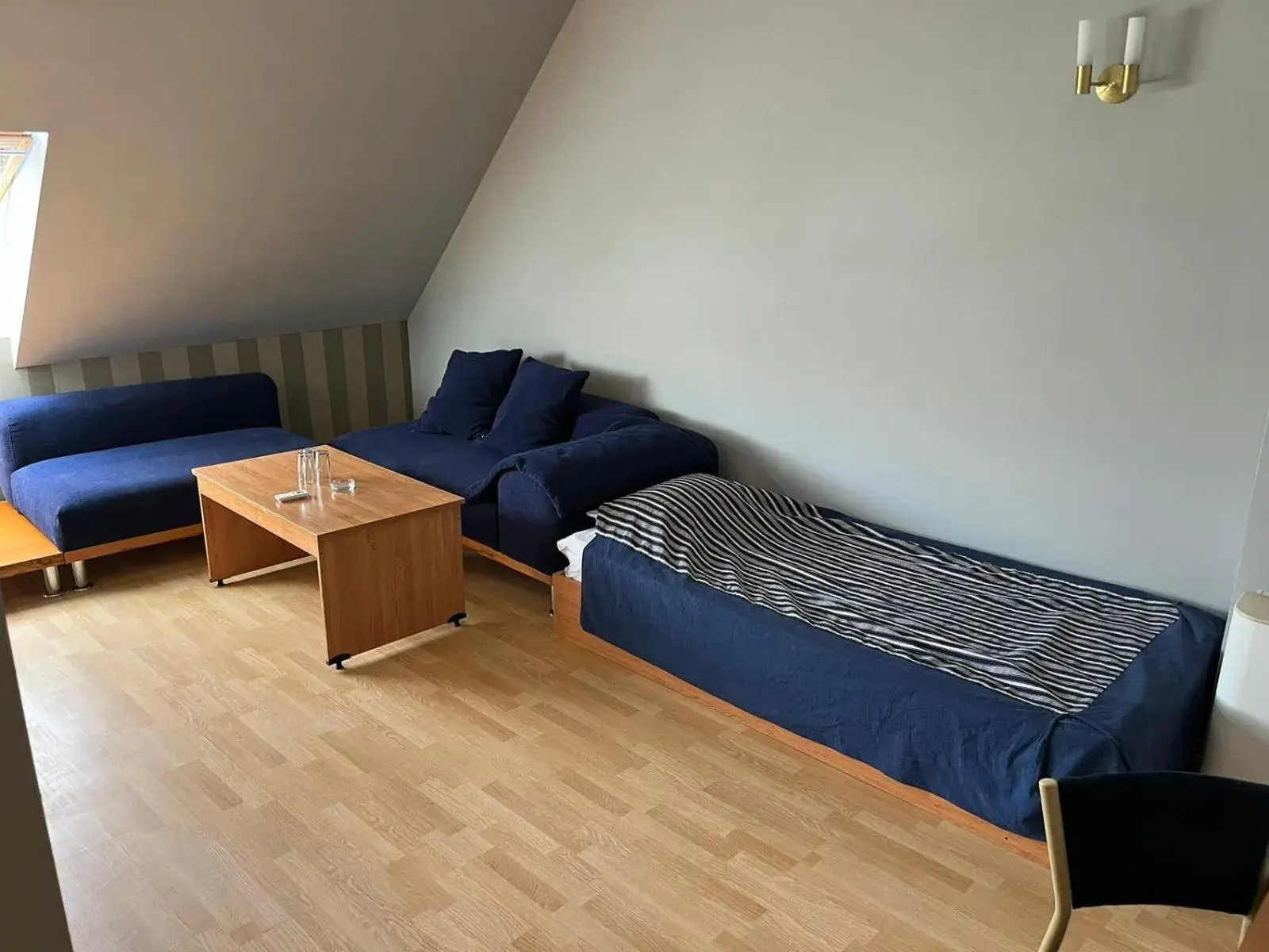 Single Room with Mountain View - single occupancy in HOTEL KREDO Single Room with Mountain View - single occupancy in HOTEL KREDO