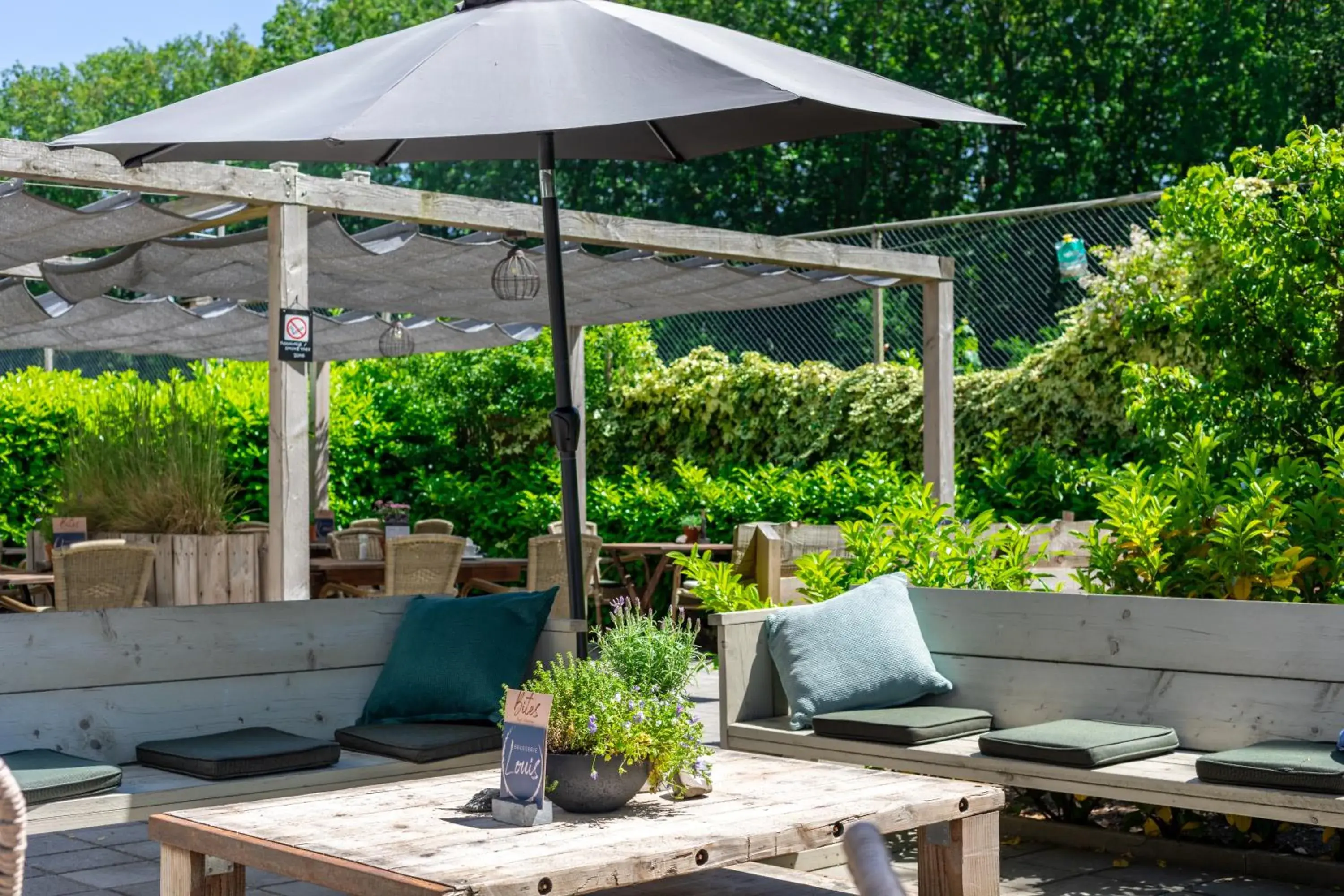 Seating area in Fletcher Hotel-Restaurant De Reiskoffer Seating area in Fletcher Hotel-Restaurant De Reiskoffer