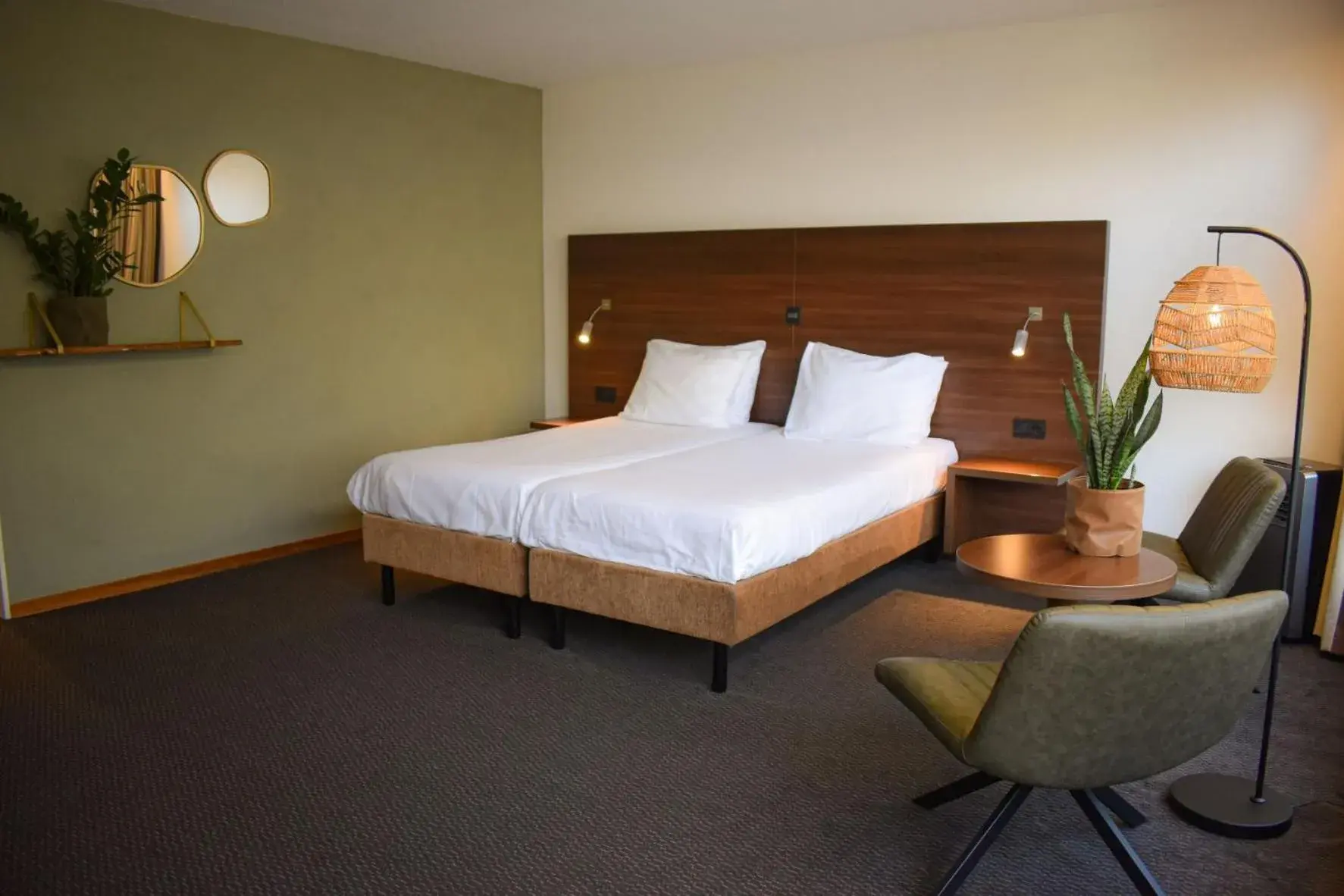 Bedroom, Bed in Fletcher Hotel-Restaurant De Reiskoffer Bedroom, Bed in Fletcher Hotel-Restaurant De Reiskoffer