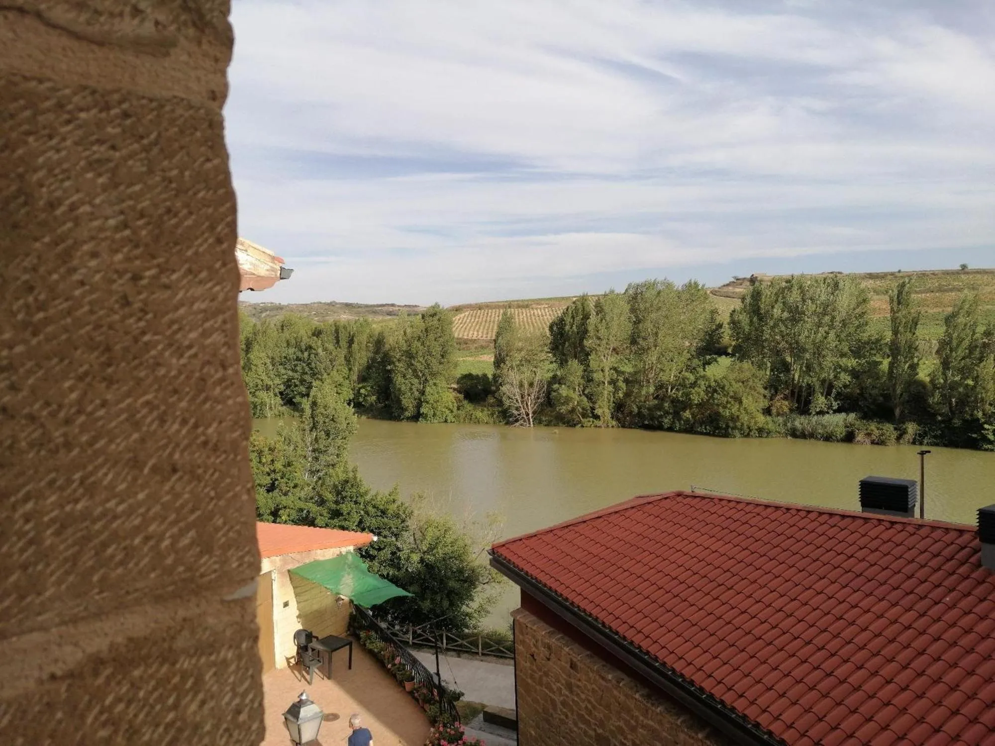 Day in Lagares de Riooja-Briñas