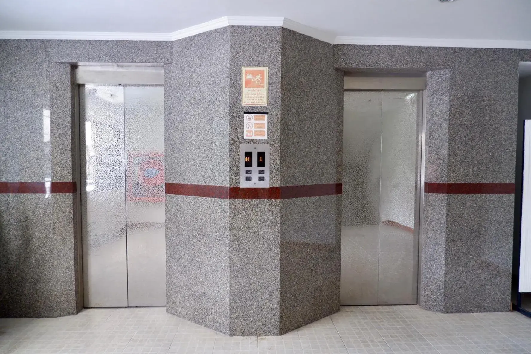 Living room in Patong Central Residence & Apartment Living room in Patong Central Residence & Apartment