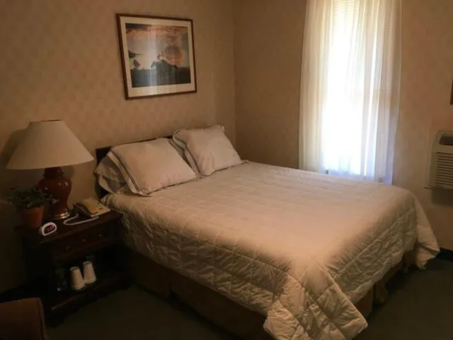 Bed in Beaumont Hotel