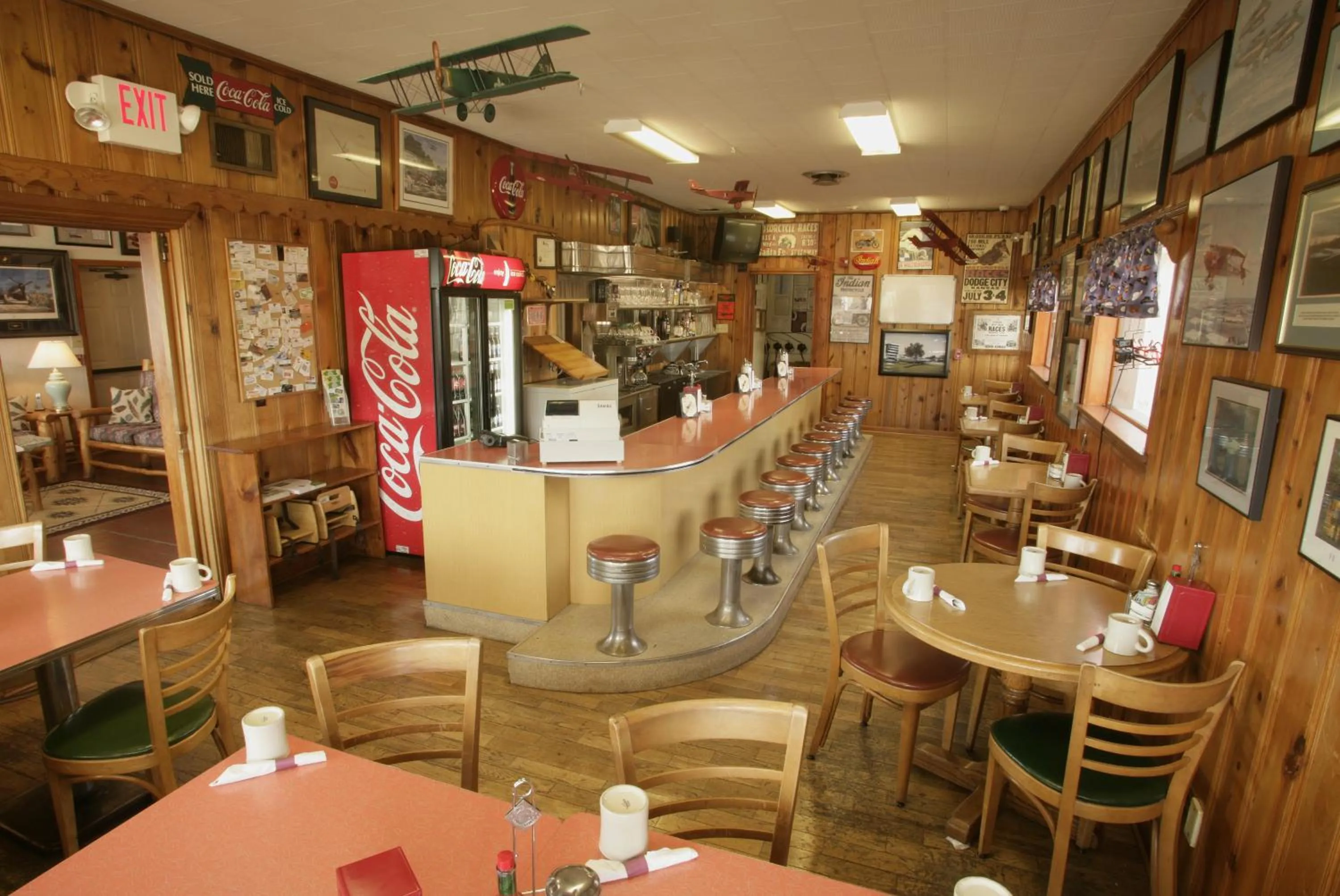 Restaurant/places to eat in Beaumont Hotel