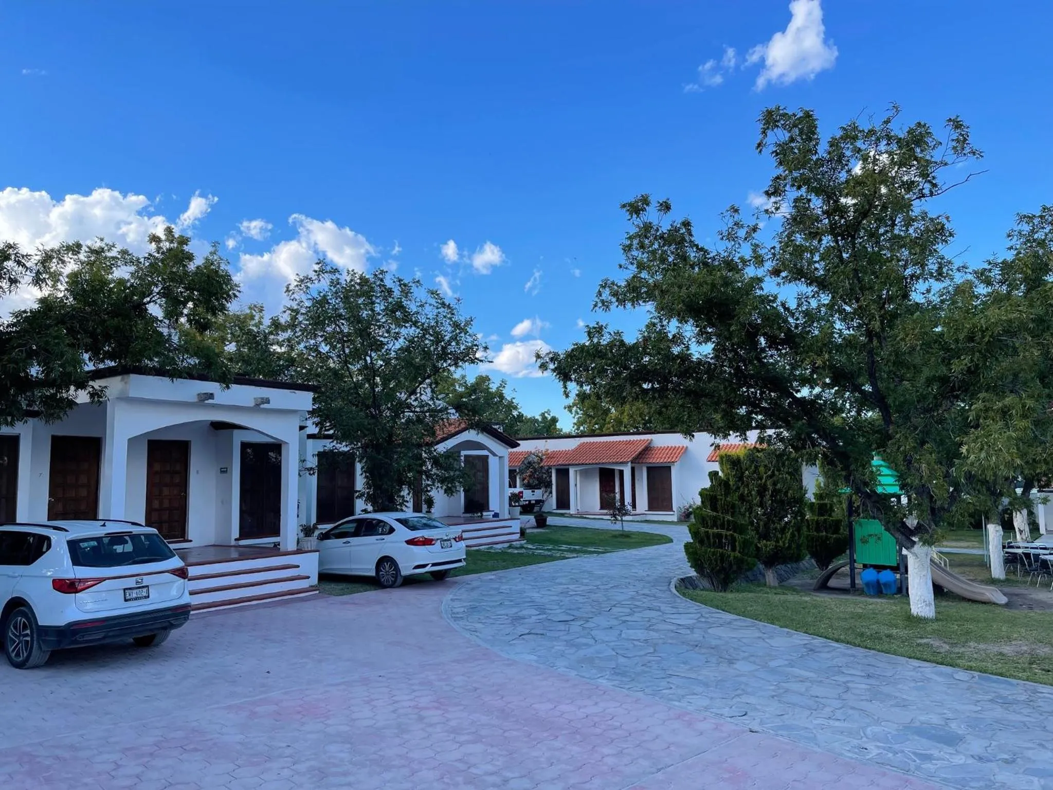 La Ilusión Hotel Campestre y Balneario