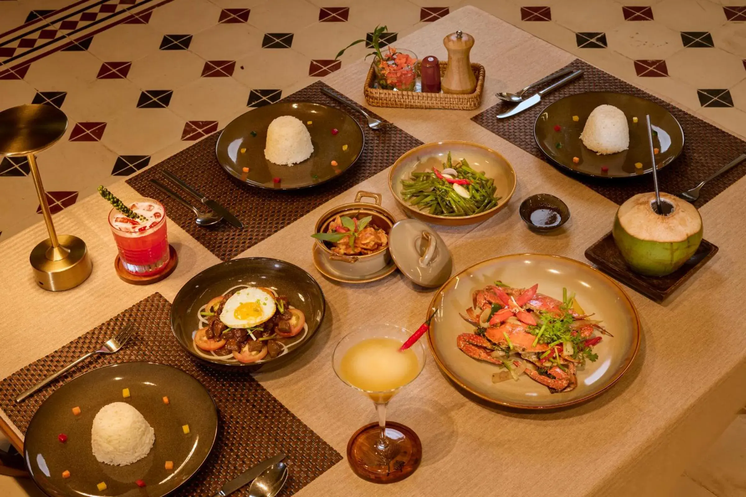 Food and drinks in Samanea Beach Resort & Spa Food and drinks in Samanea Beach Resort & Spa