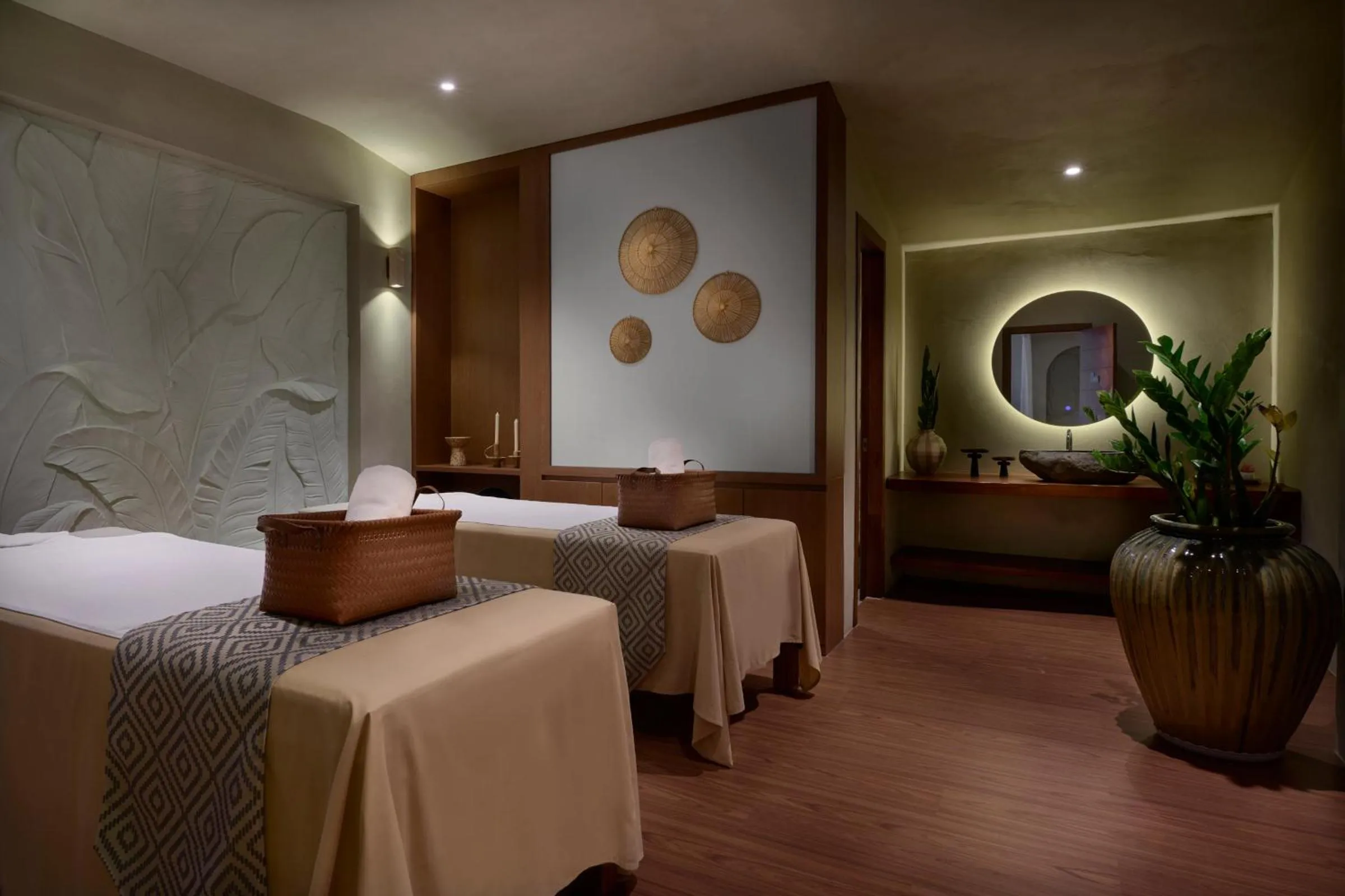 Massage, Bed in Samanea Beach Resort & Spa