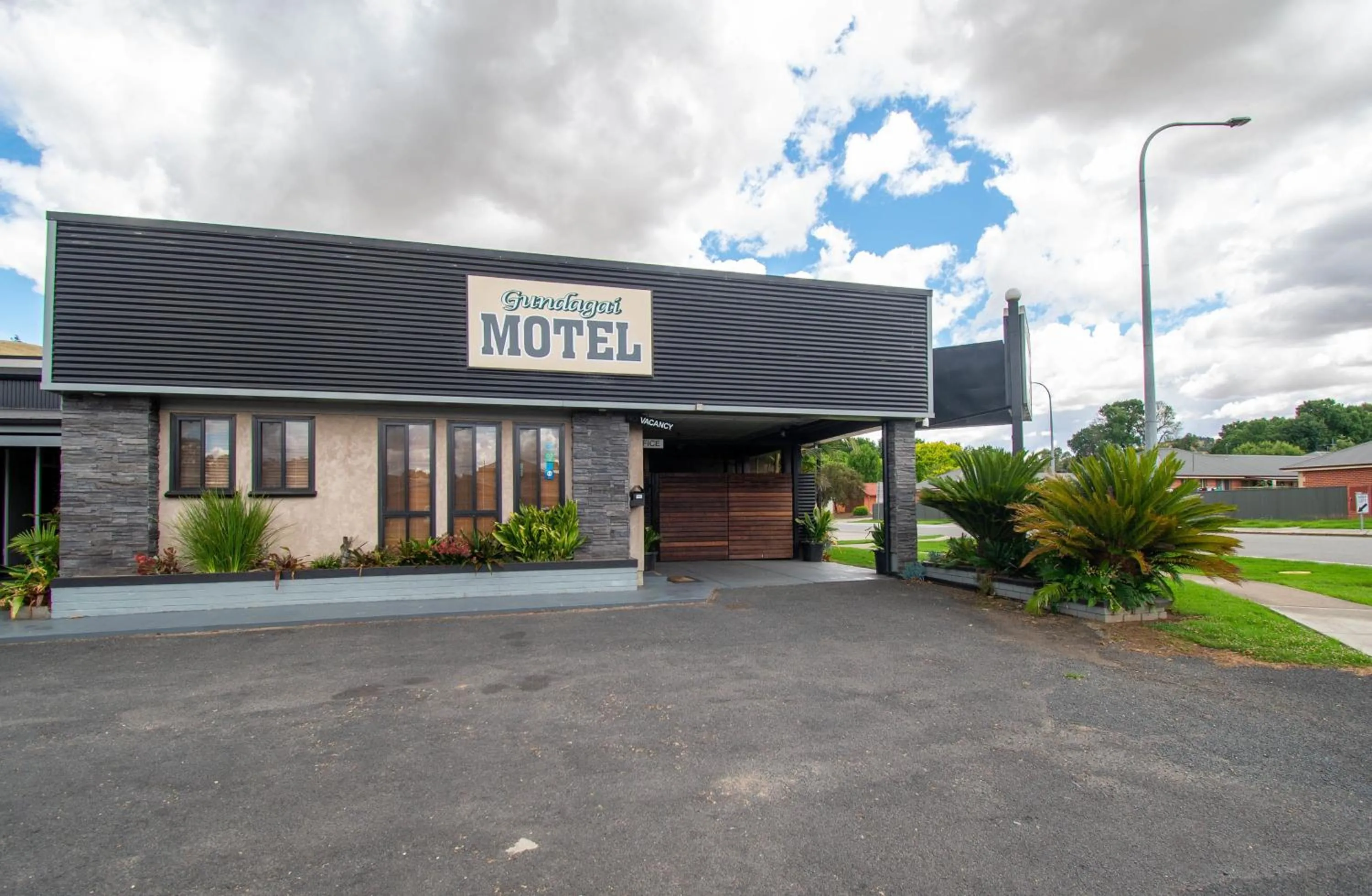 Property building in Gundagai Motel