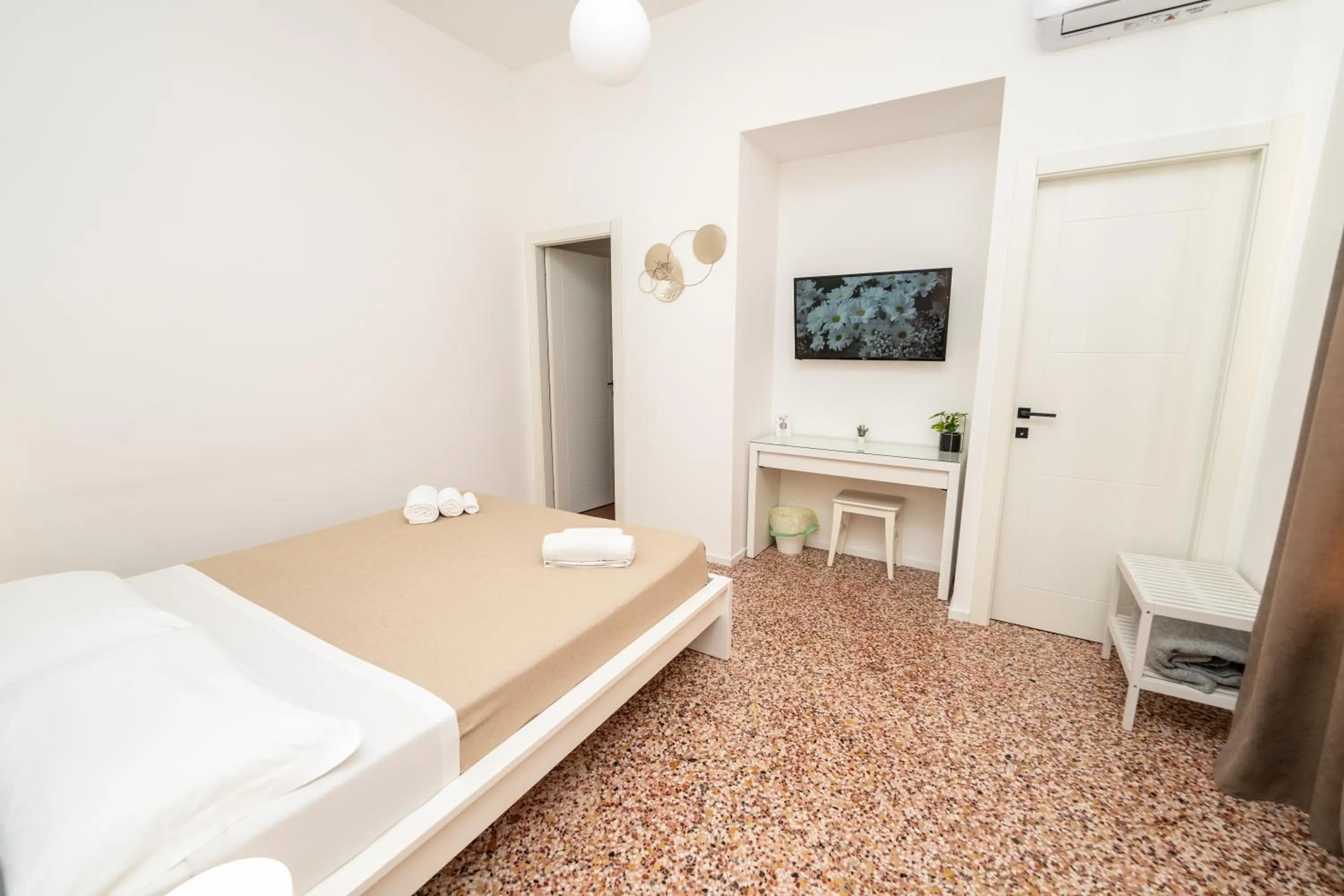 Bed in Valguarnera Studio Apartments