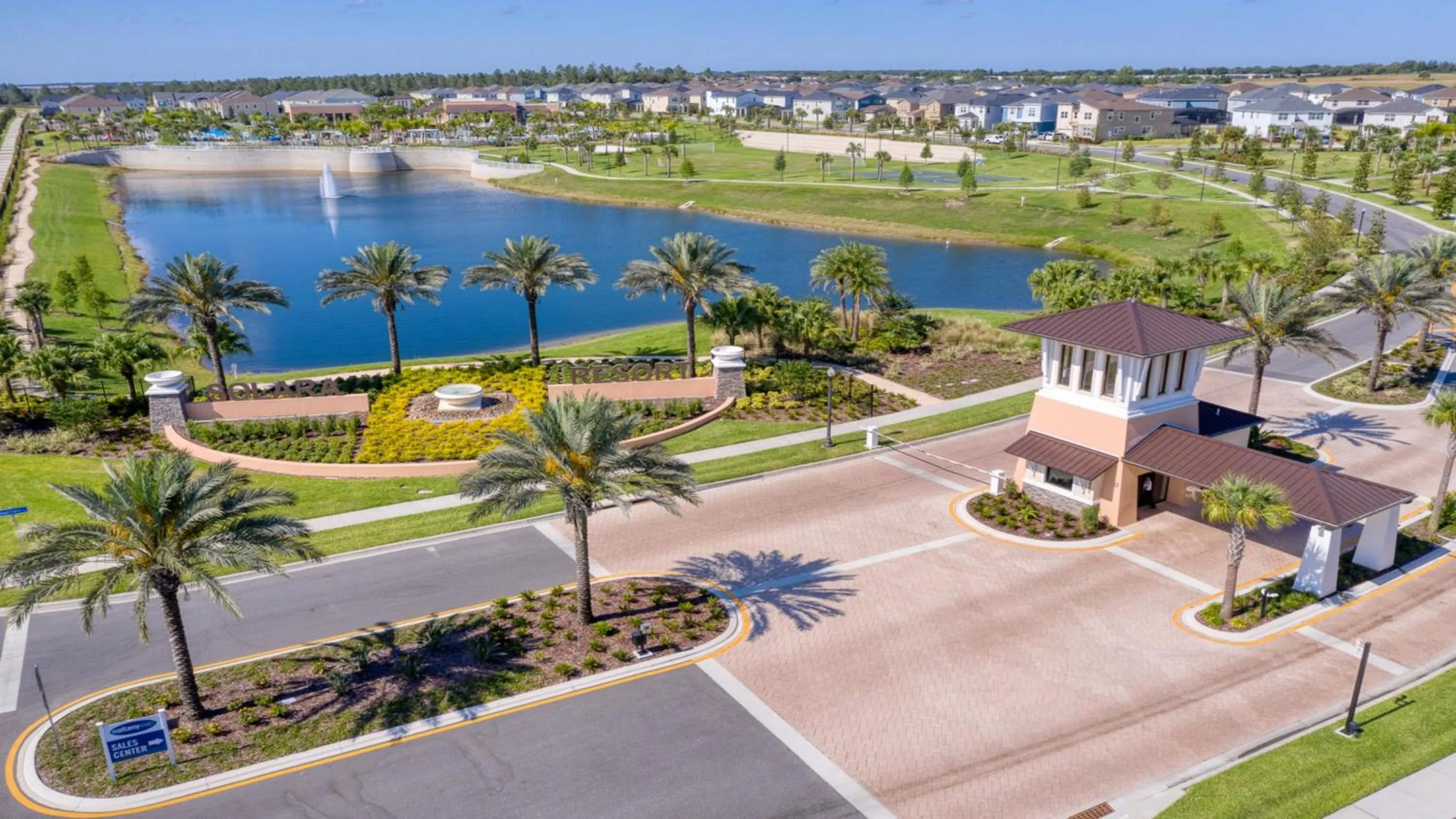 Swimming pool in Disney Getaway: Pool, Spa, Games, Great Locale