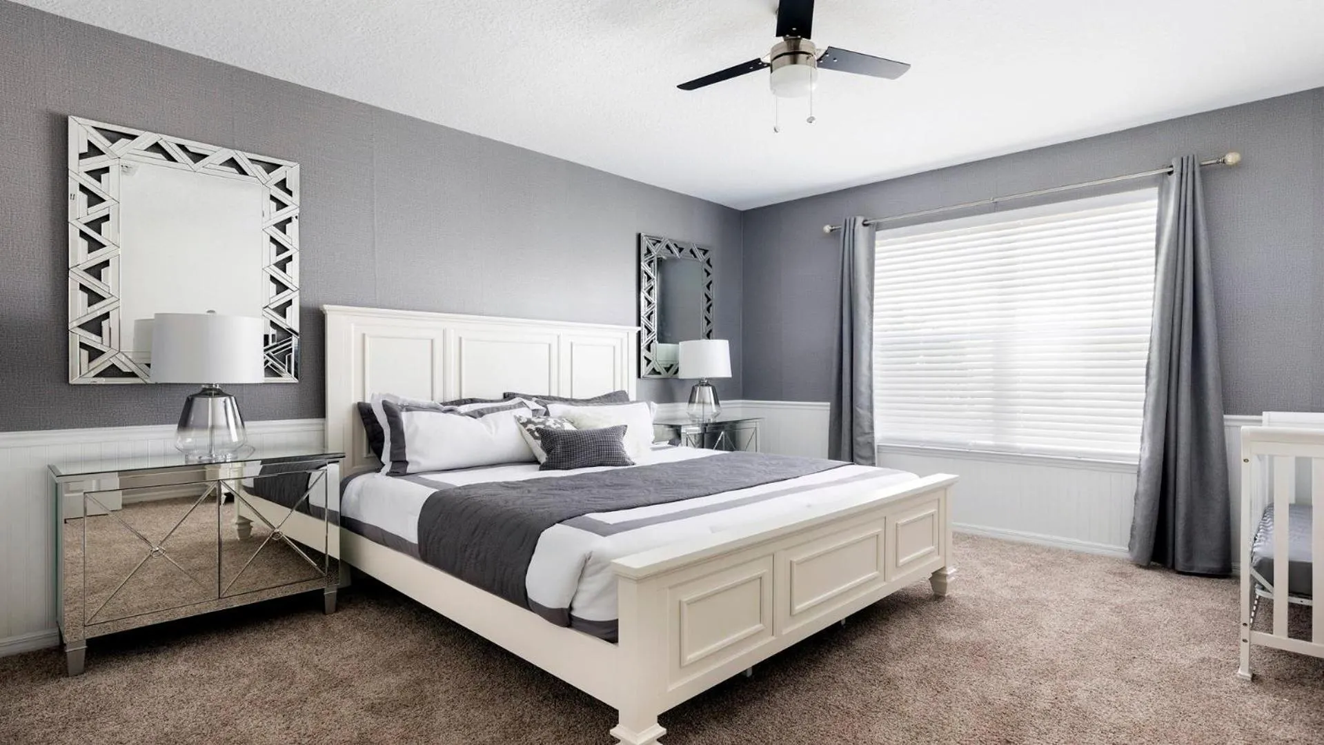 Bed in Disney Getaway: Pool, Spa, Games, Great Locale