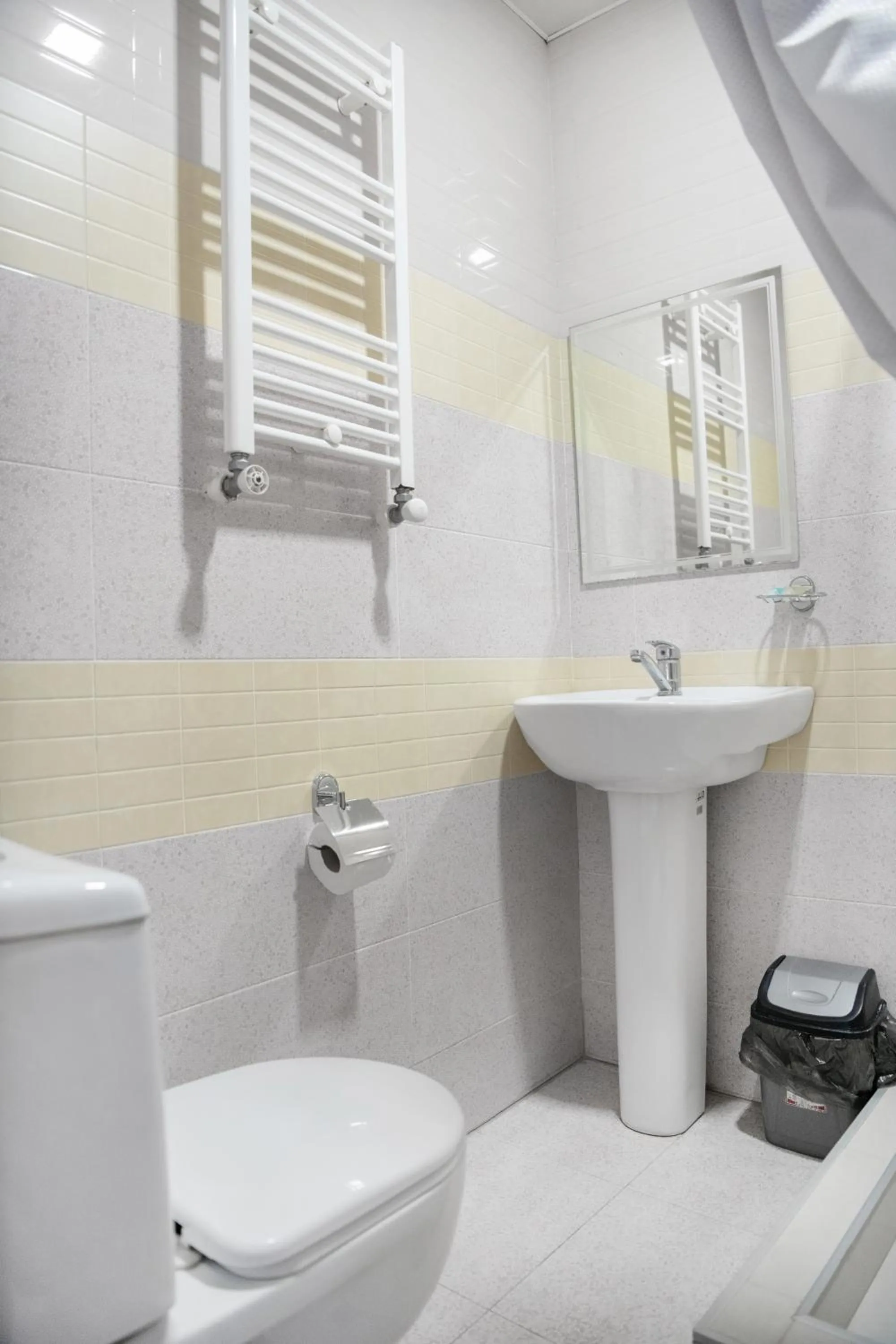 Shower in Lotus Hotel