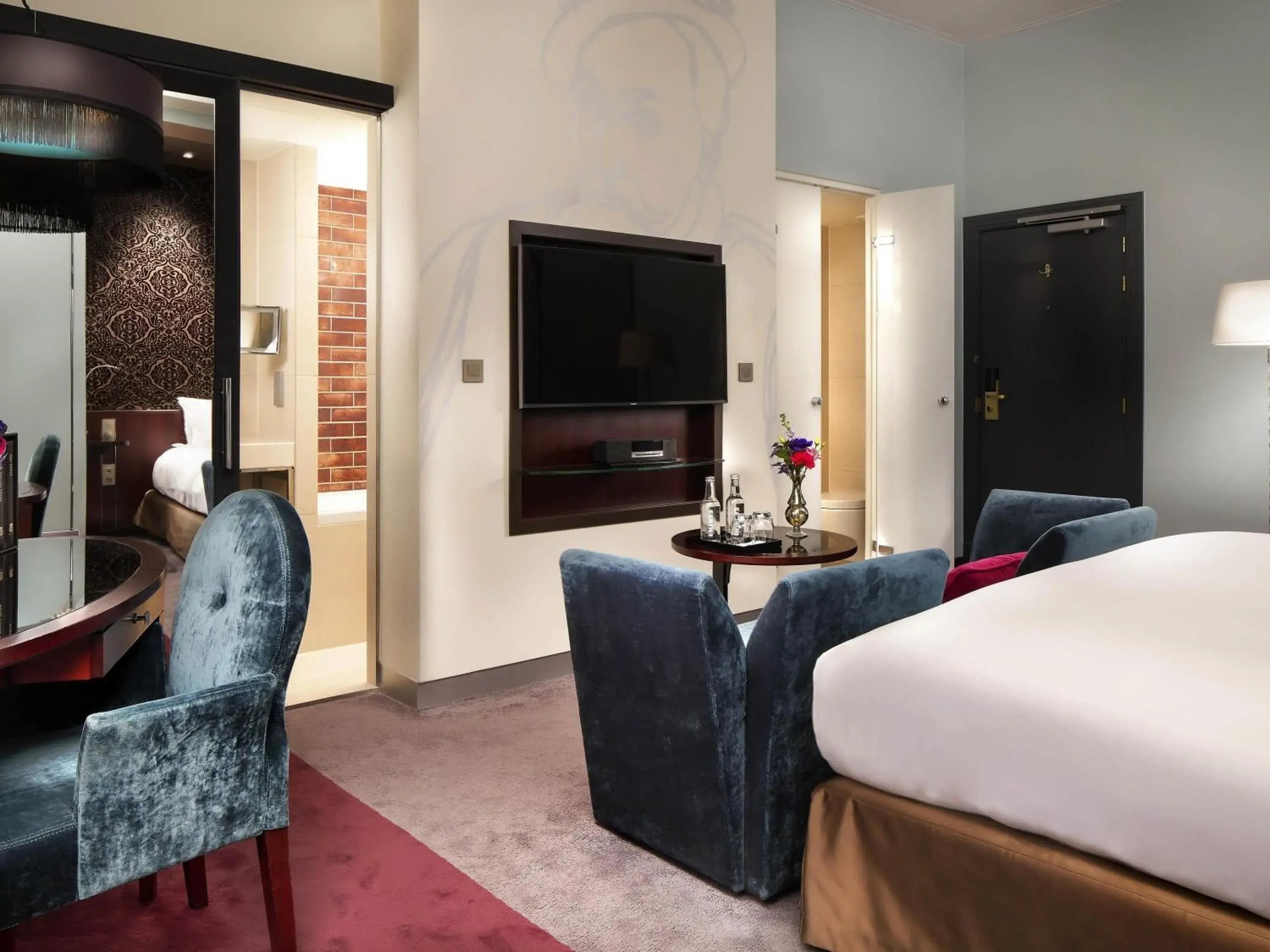 Bedroom, Bed in Sofitel Legend The Grand Amsterdam Bedroom, Bed in Sofitel Legend The Grand Amsterdam