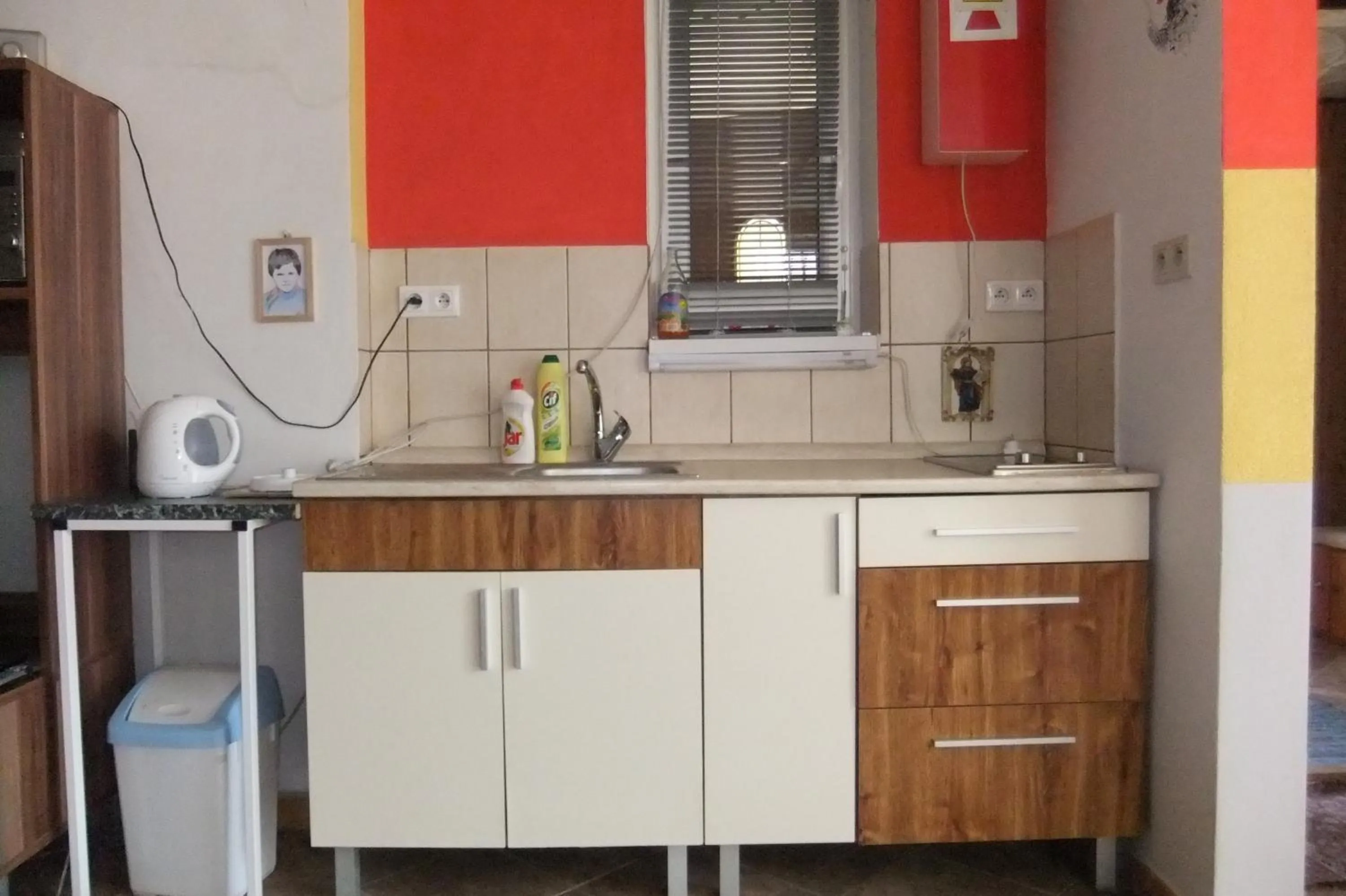 Kitchen or kitchenette in Chata Katka