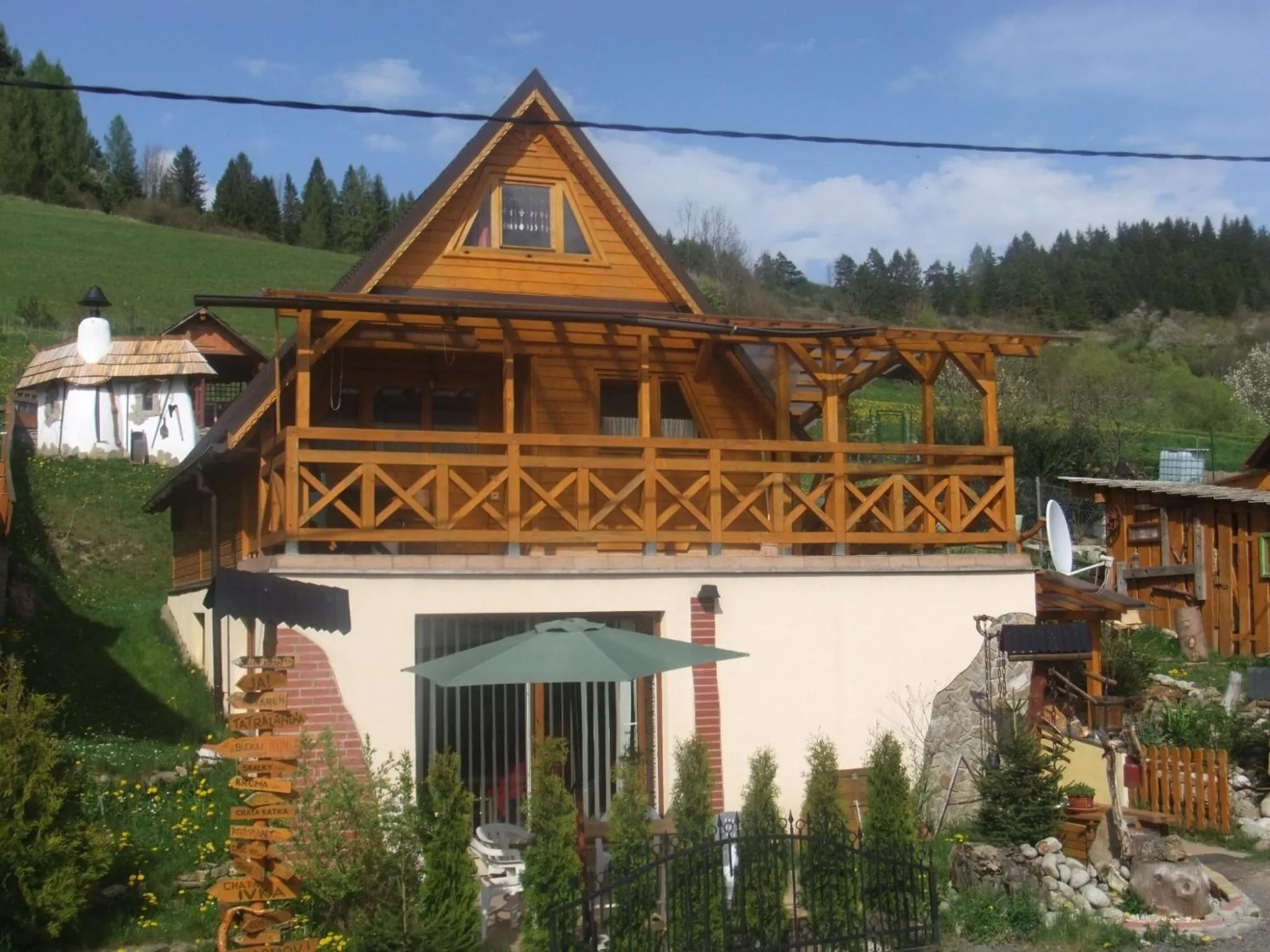 Property building in Chata Katka