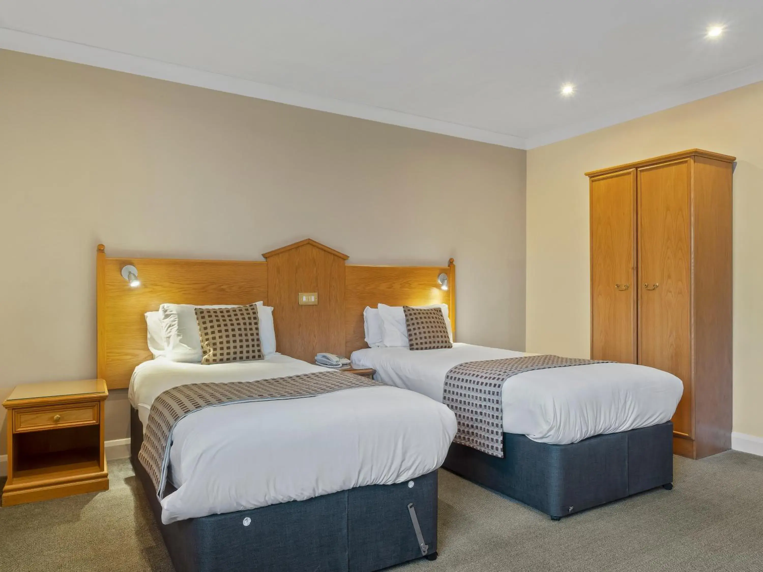 Standard Twin Room in Higher Trapp Hotel Standard Twin Room in Higher Trapp Hotel