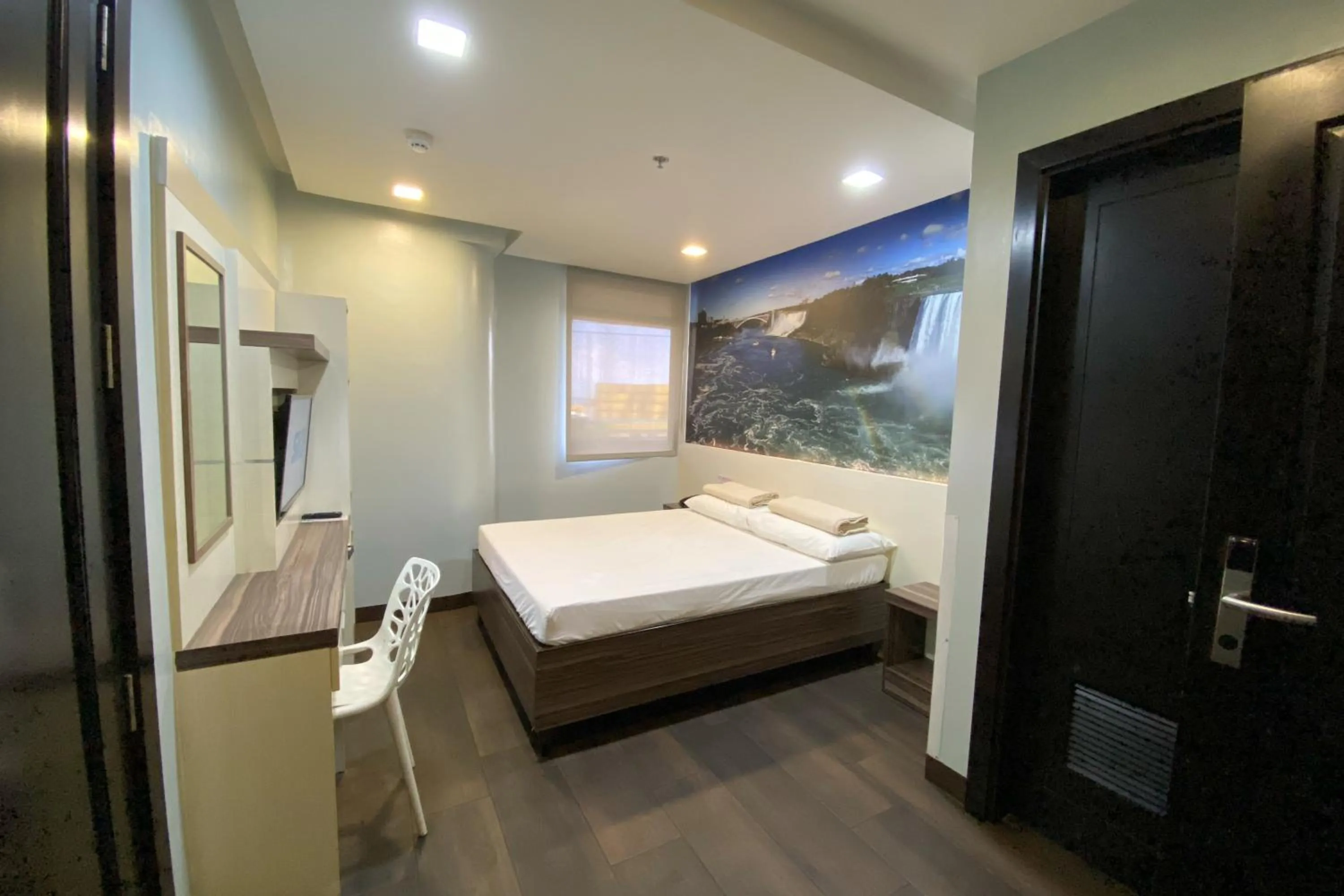 Bed in Sugbutel Family Hotel Cebu powered by Cocotel