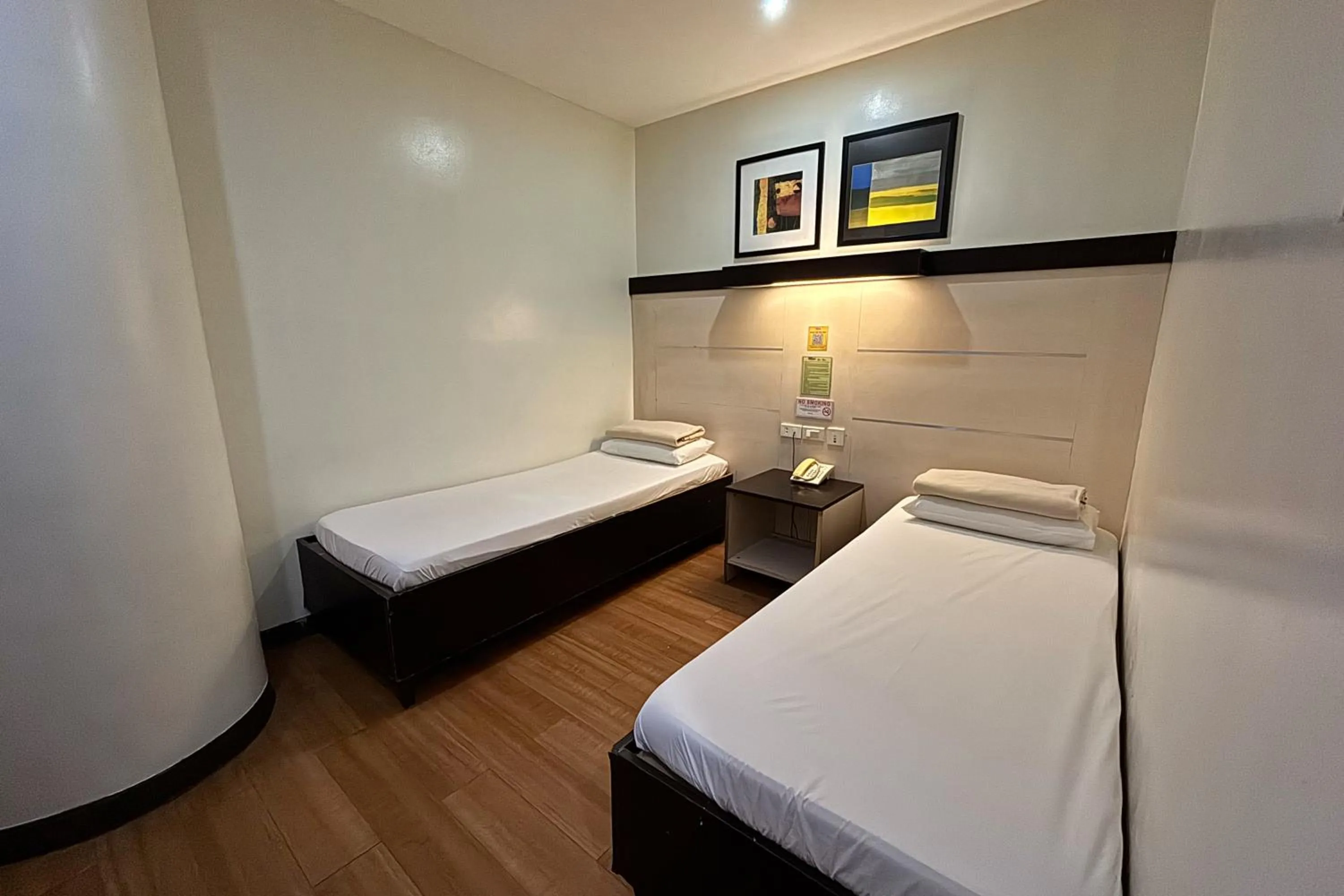 Bed in Sugbutel Family Hotel Cebu powered by Cocotel