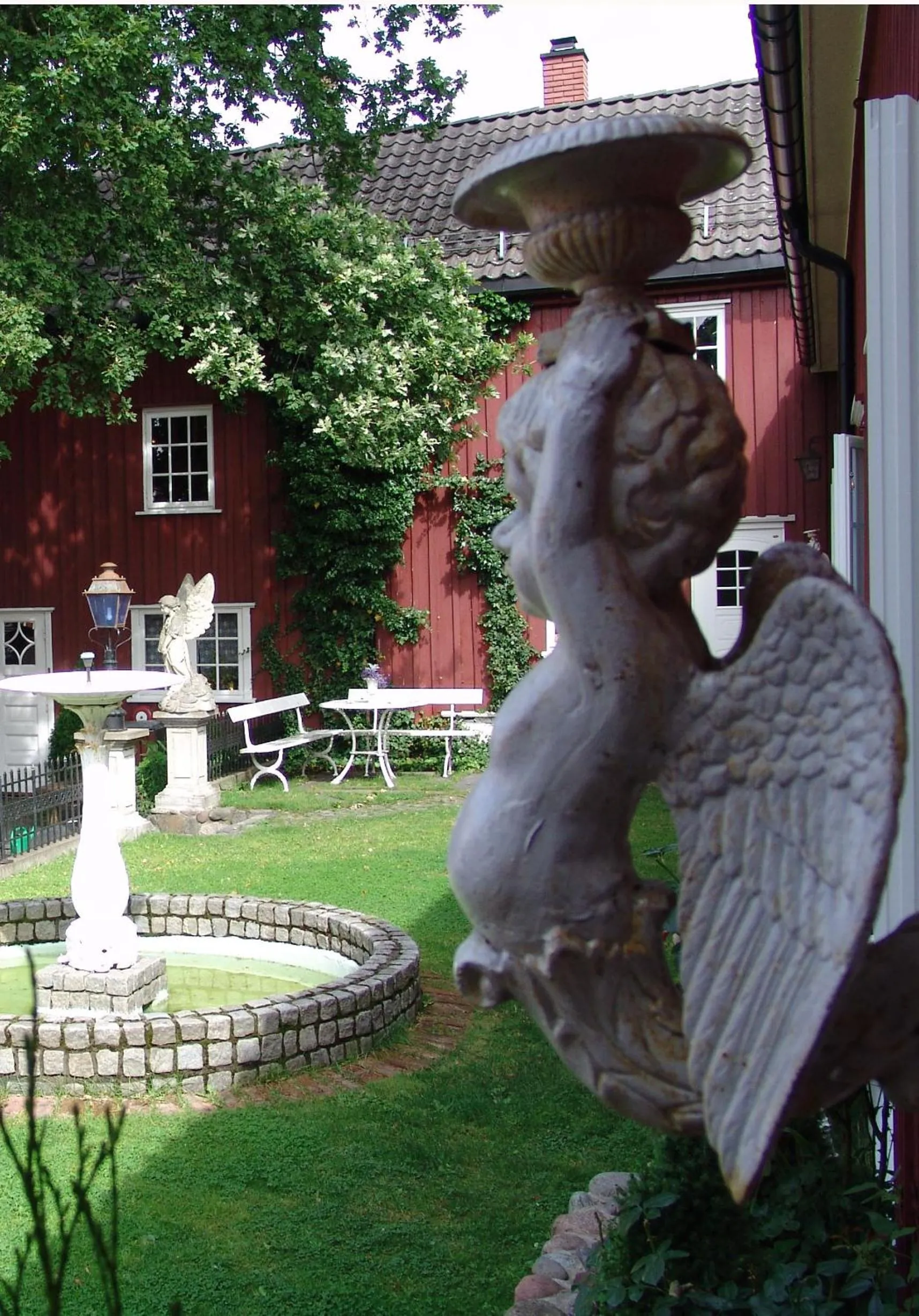 Garden in Lysko Gjestegård