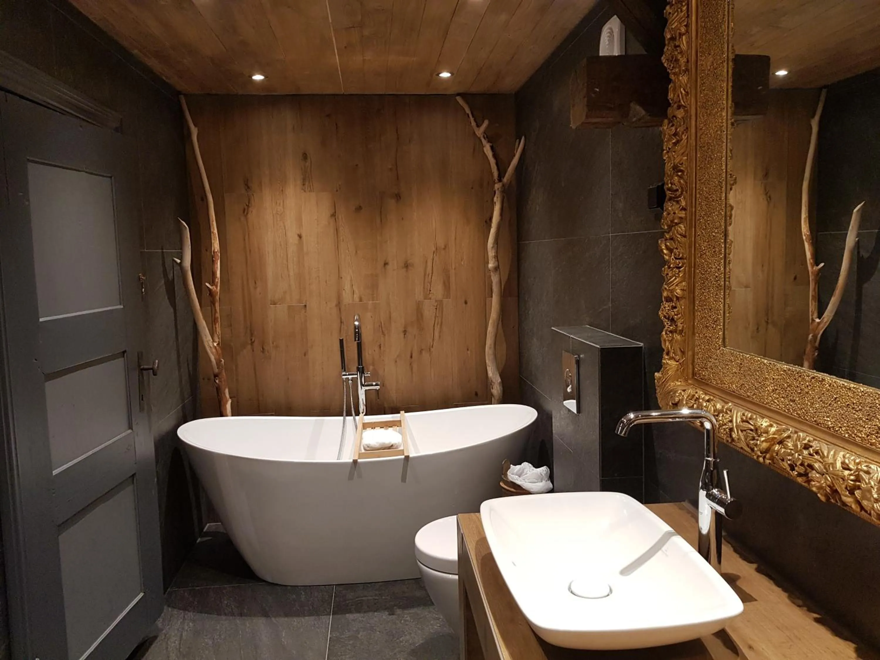 Toilet in Lysko Gjestegård