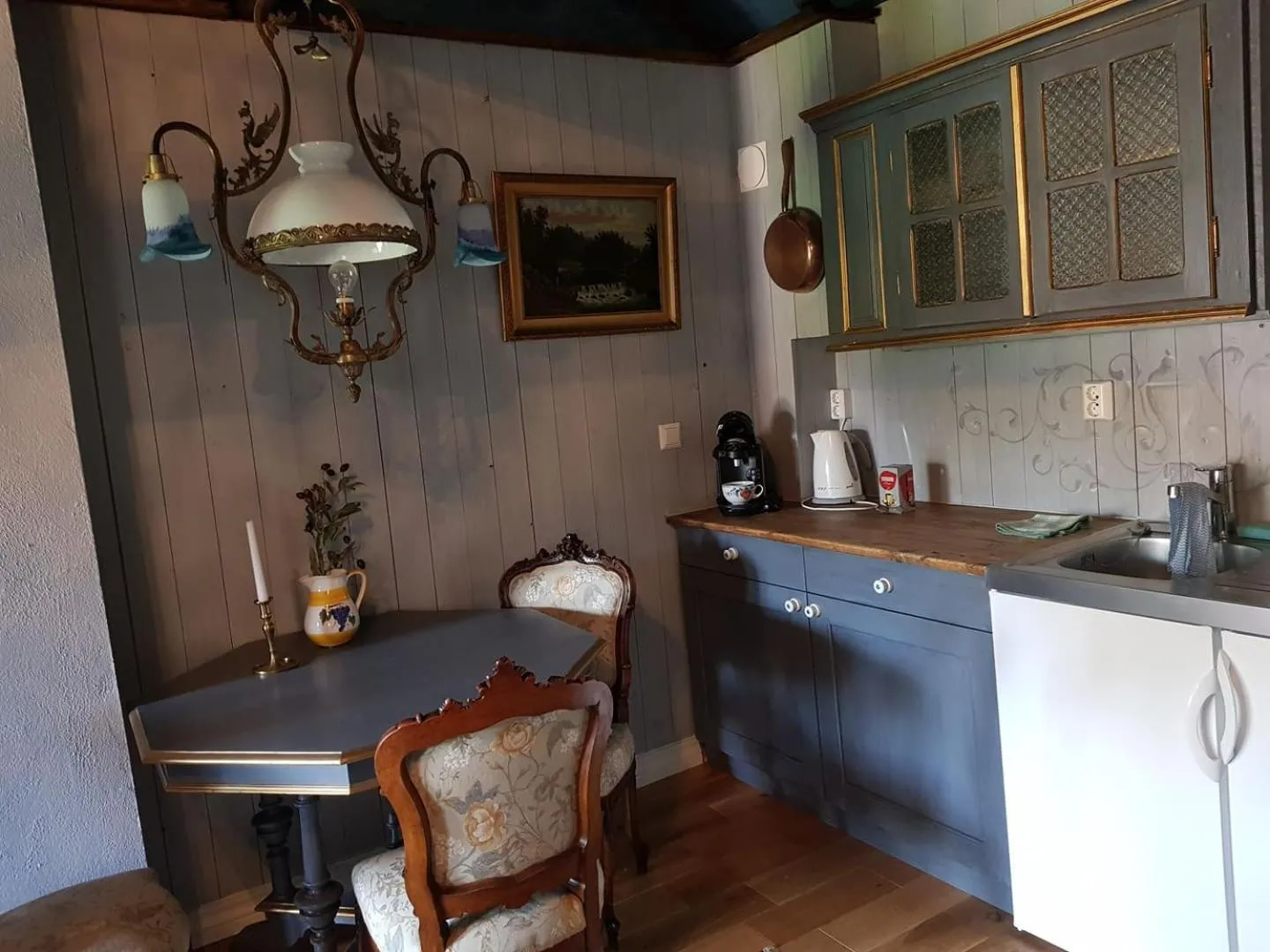 Kitchen or kitchenette in Lysko Gjestegård