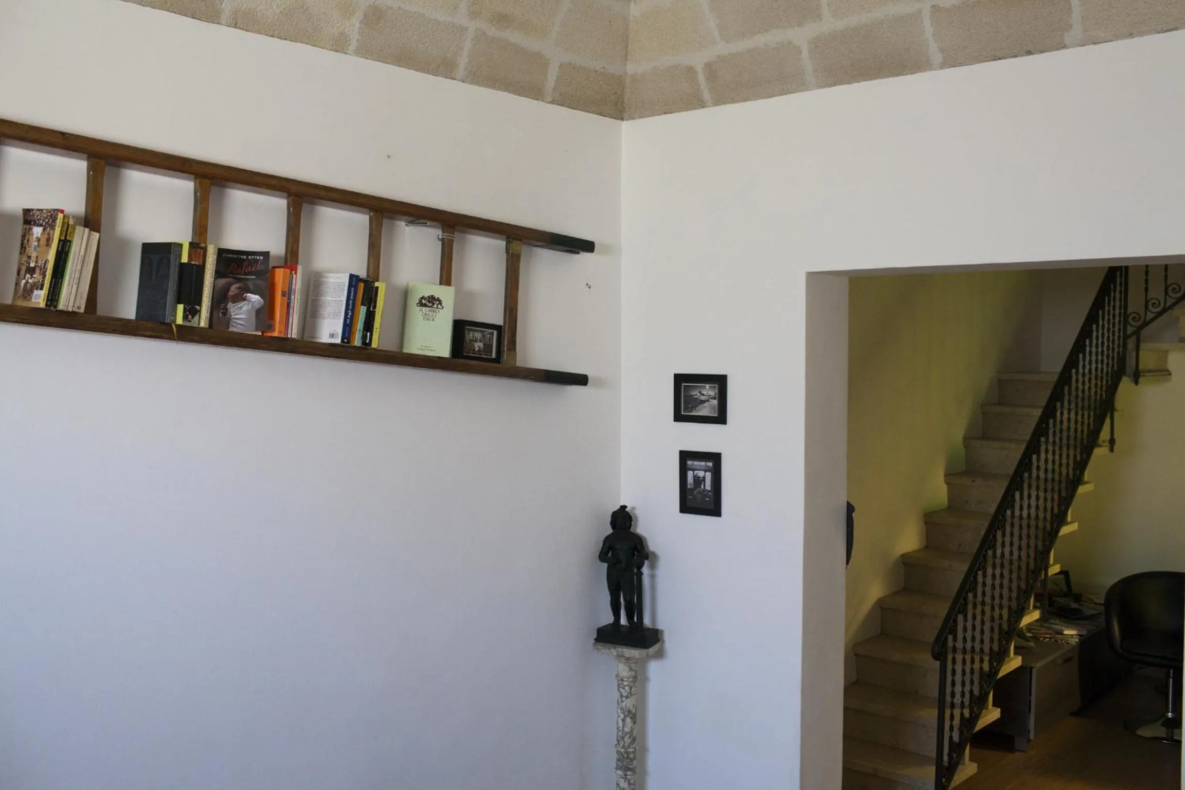 Decorative detail in Area 12 BB