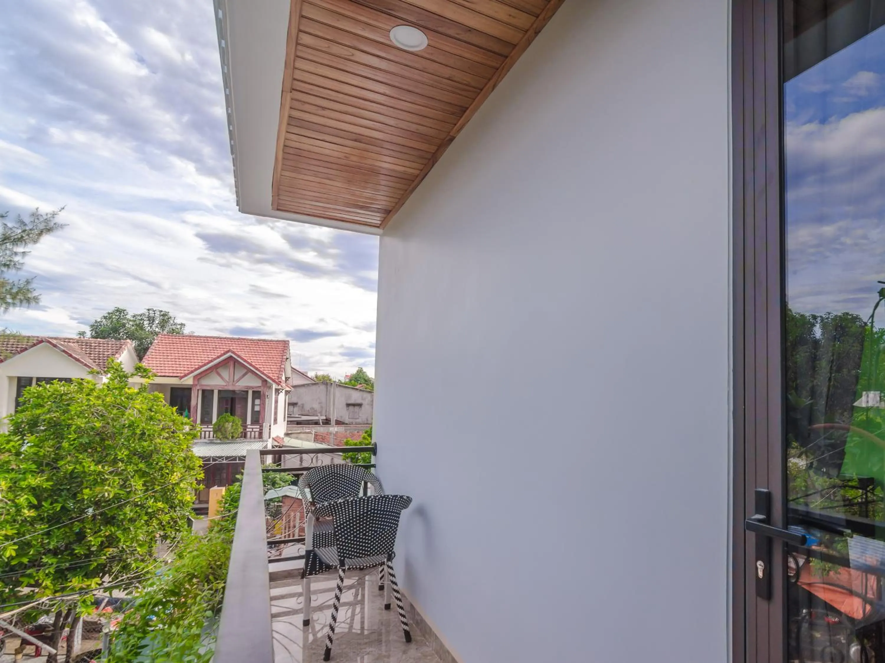 Balcony/Terrace in Tue Tam Garden Villa