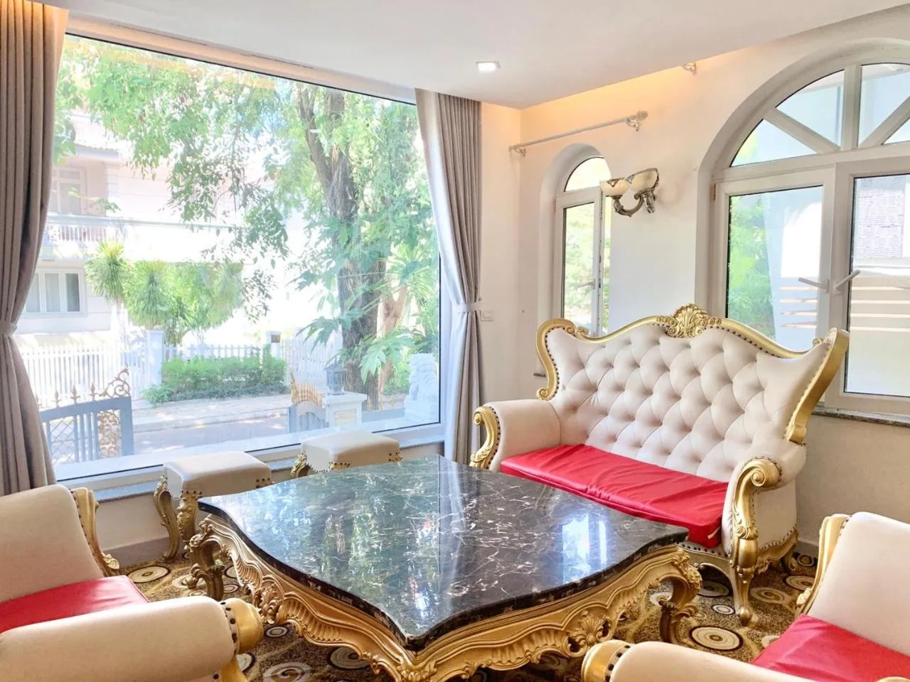 Living room in Benzen Villas Nha Trang