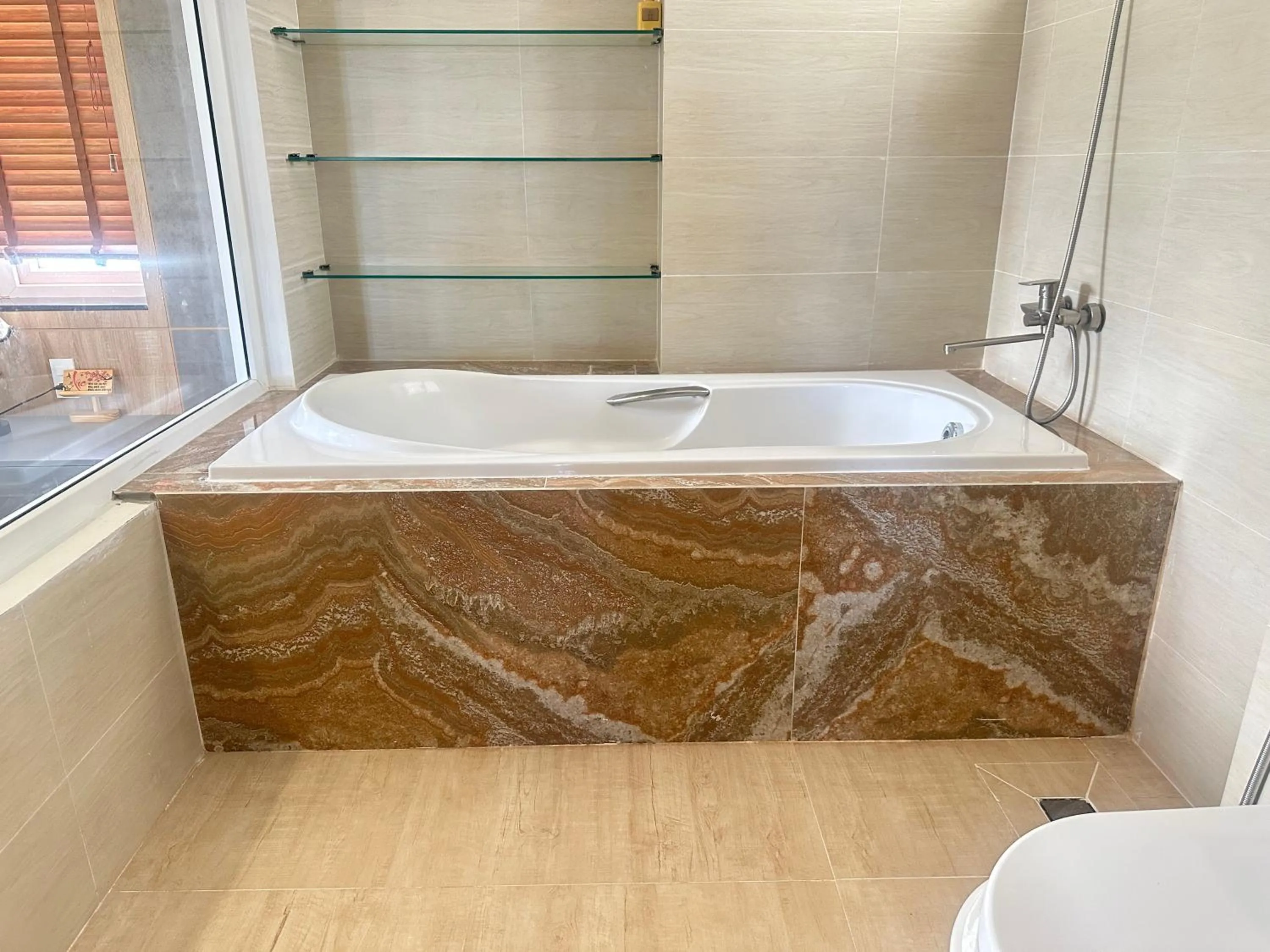 Bath in Benzen Villas Nha Trang