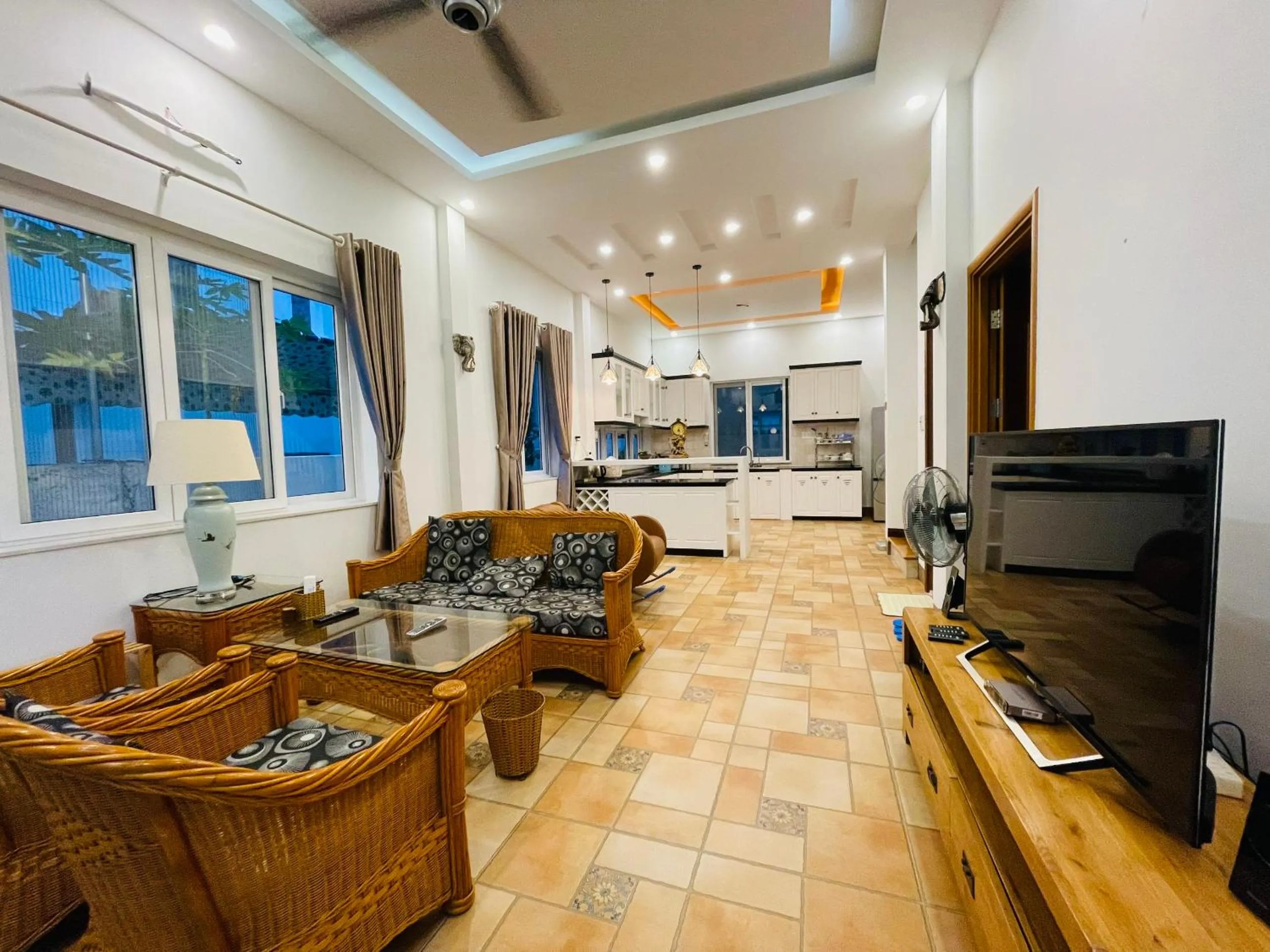 Communal lounge/ TV room in Benzen Villas Nha Trang