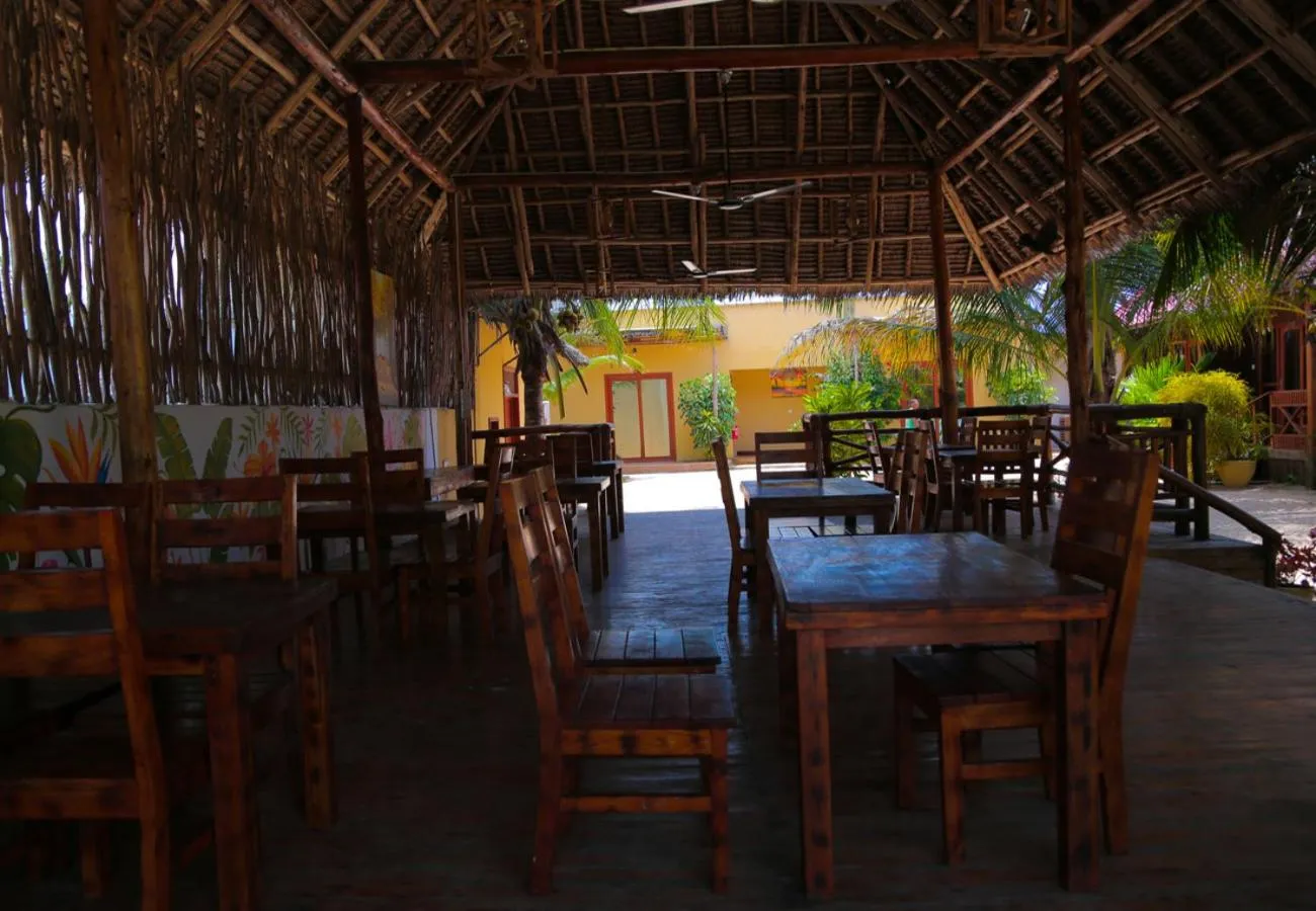 Restaurant/places to eat in Palm Cultural Village