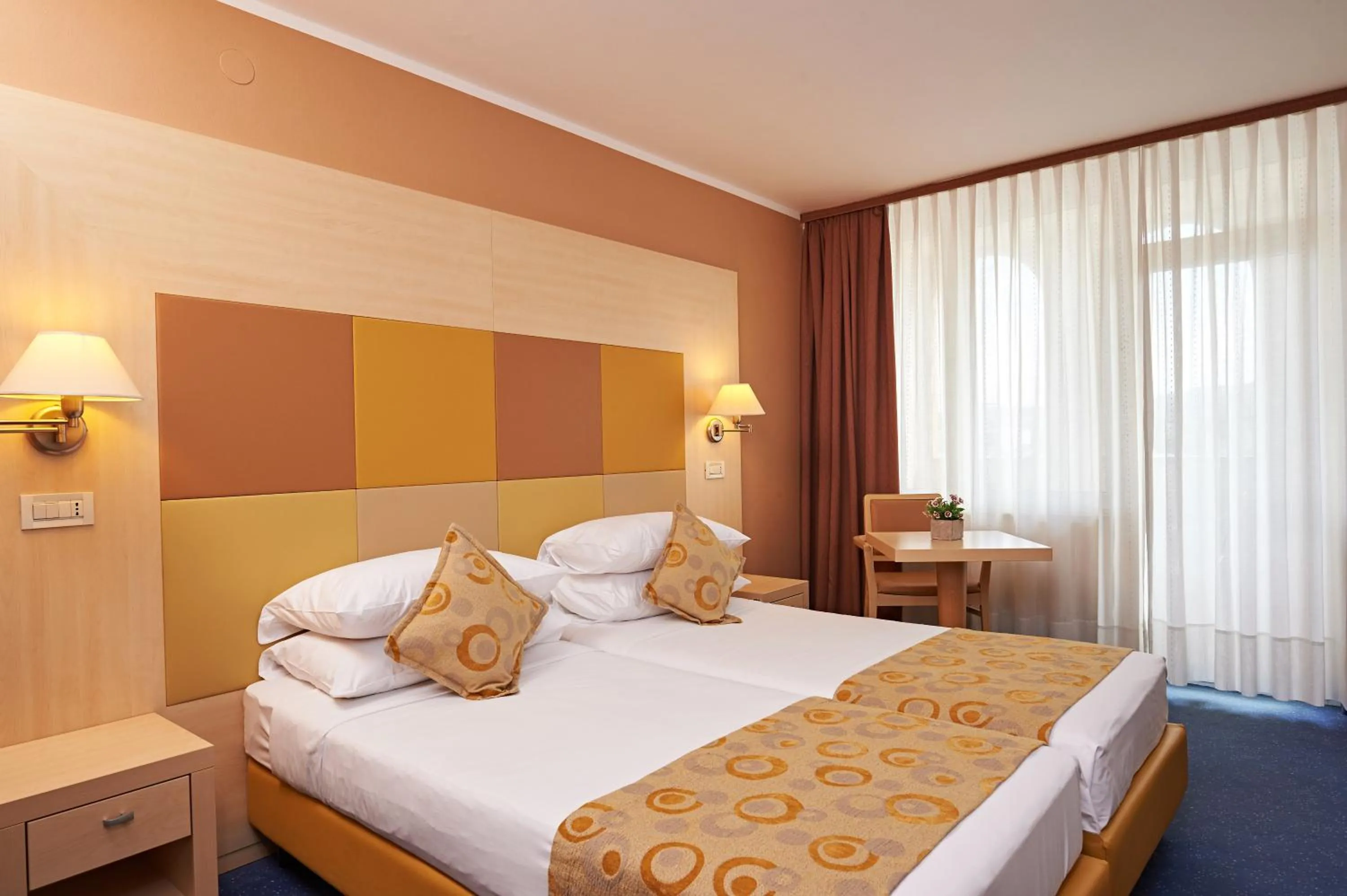 Photo of the whole room, Bed in Hotel Delfin
