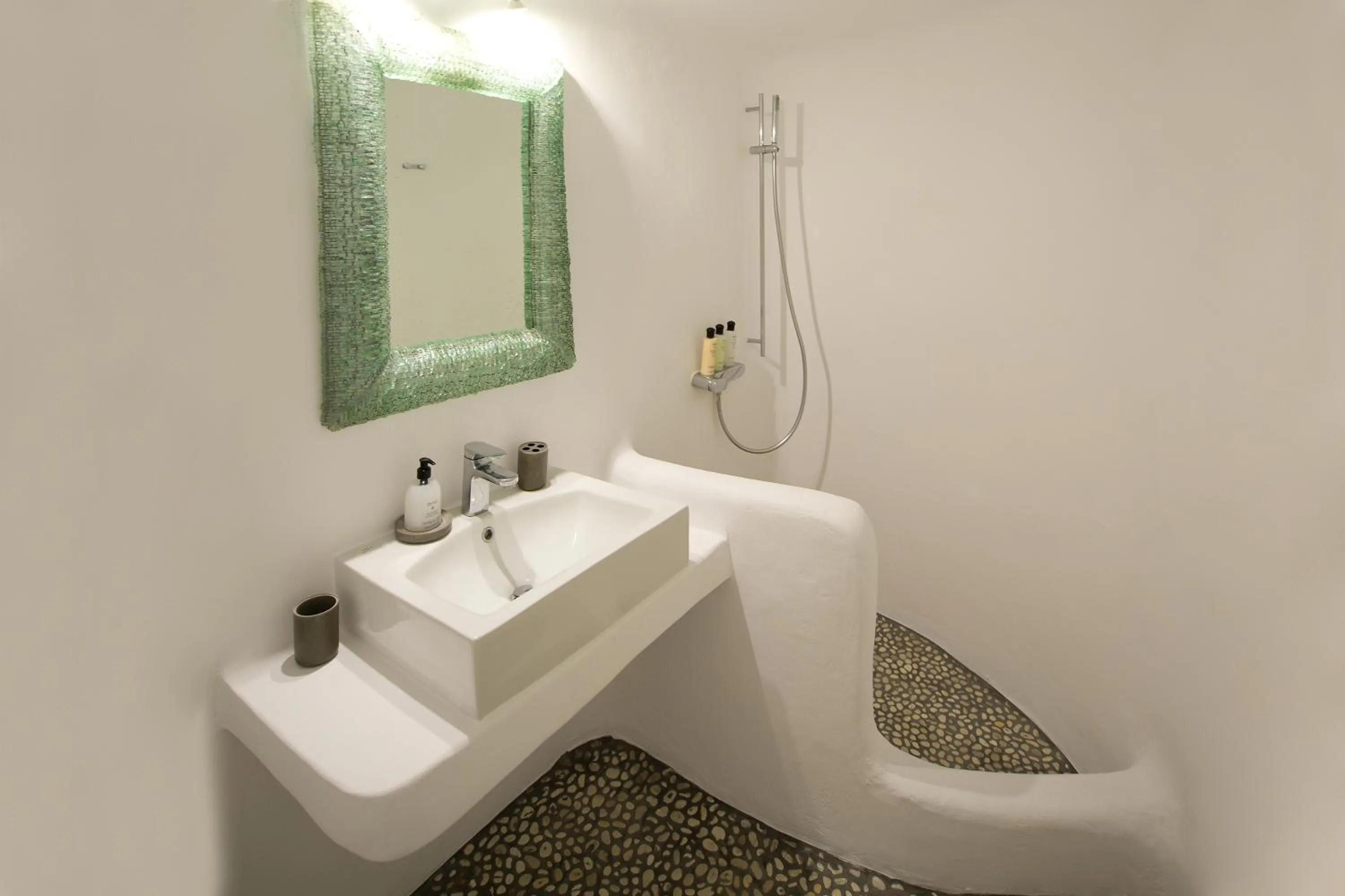 Bathroom in Thalasses Villas