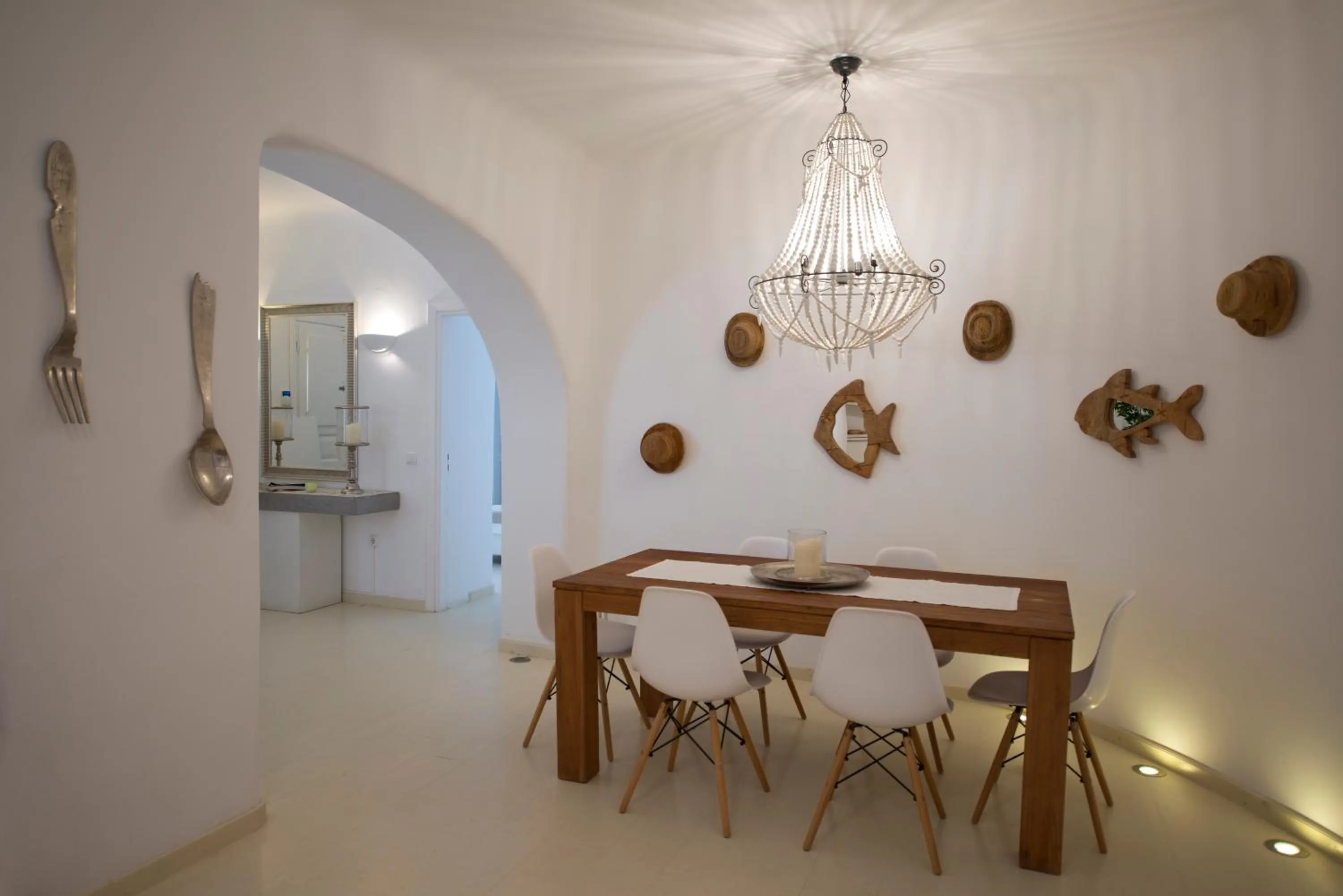 Dining area in Thalasses Villas