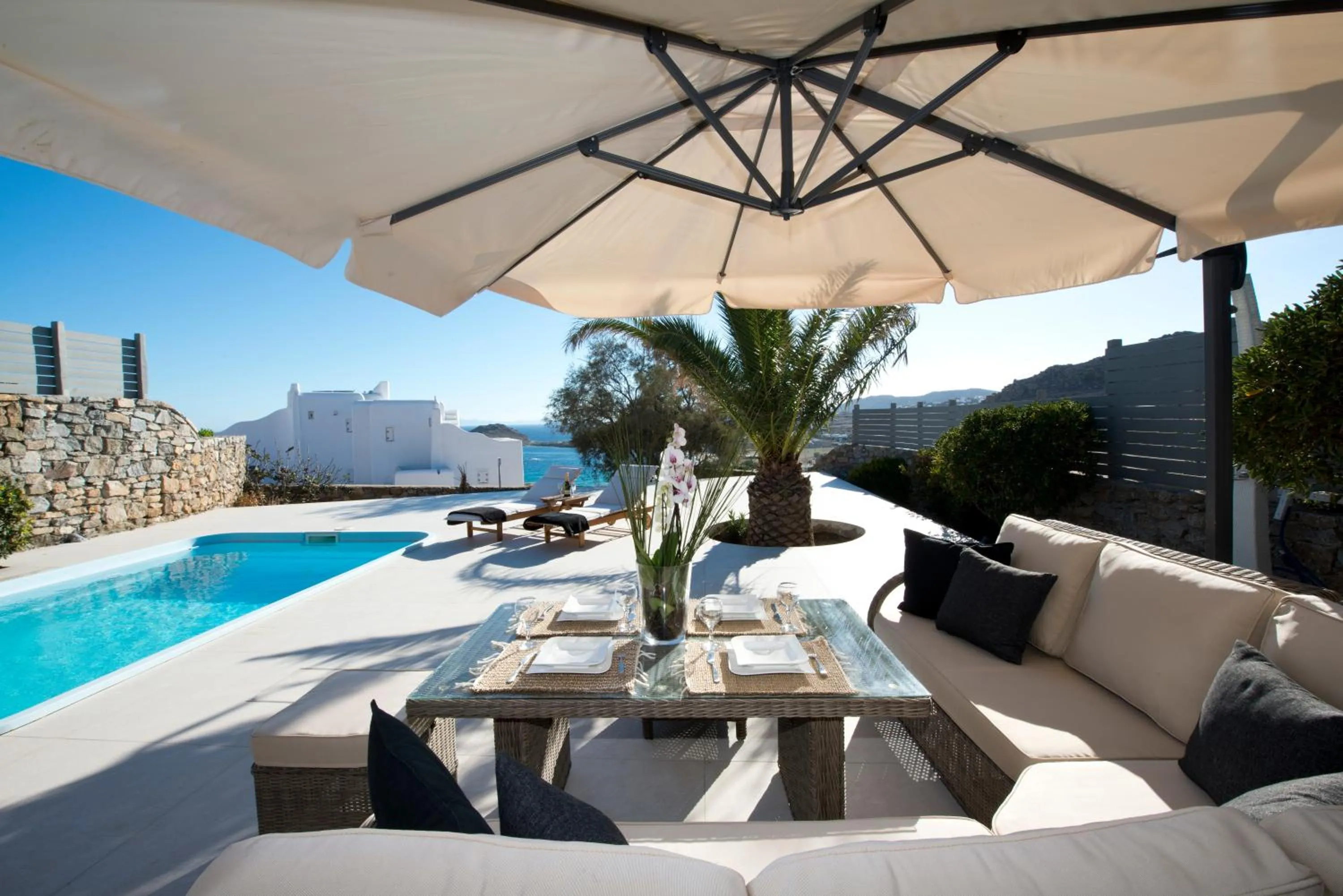 Day in Thalasses Villas