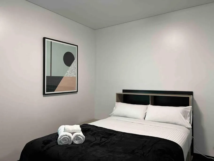 2BR entire apt City central