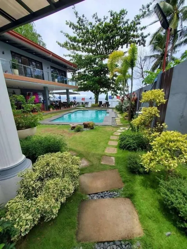 Swimming pool in Baki Divers and Beach Resort