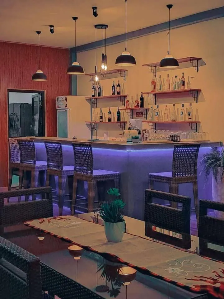Lounge or bar in Baki Divers and Beach Resort
