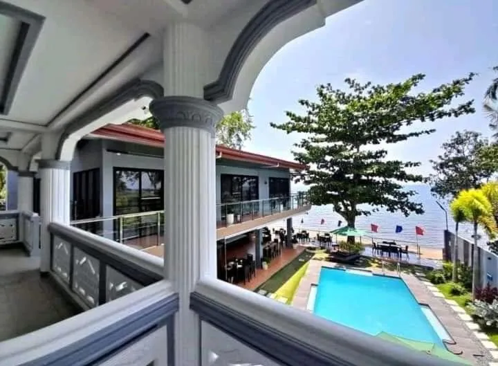 Swimming pool in Baki Divers and Beach Resort