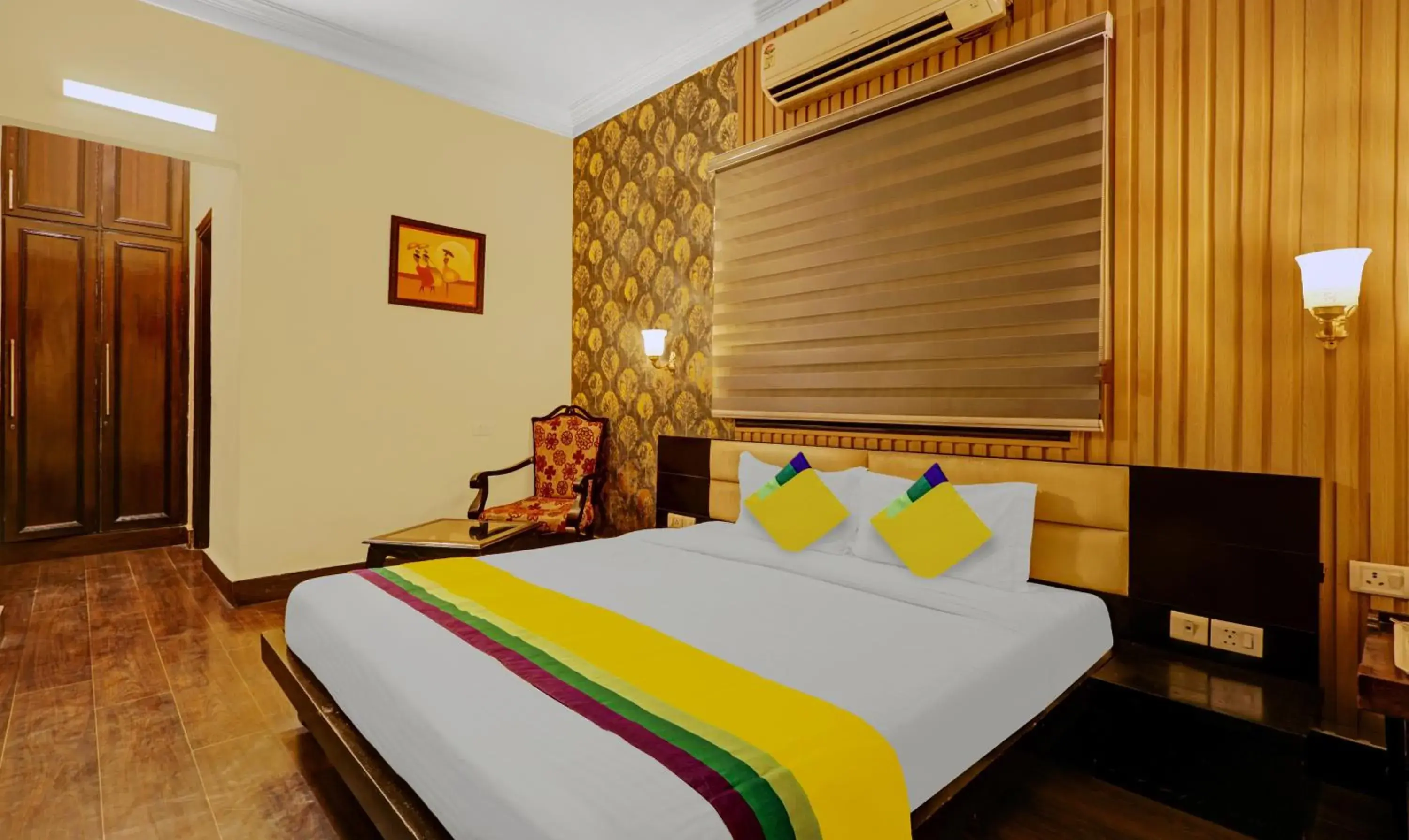 Bedroom, Bed in Itsy Hotels Connaught Mews Bedroom, Bed in Itsy Hotels Connaught Mews