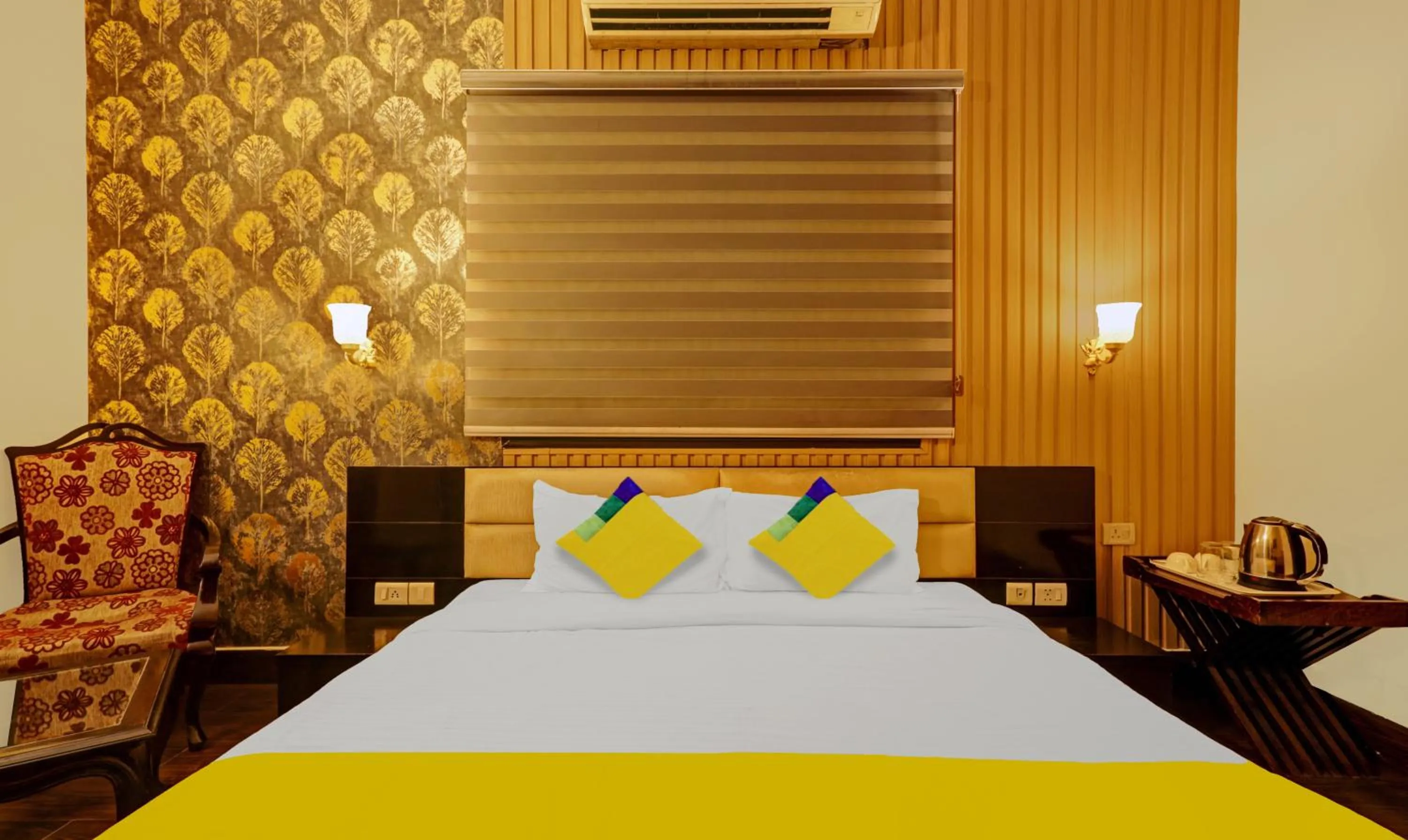 Bedroom, Bed in Itsy Hotels Connaught Mews