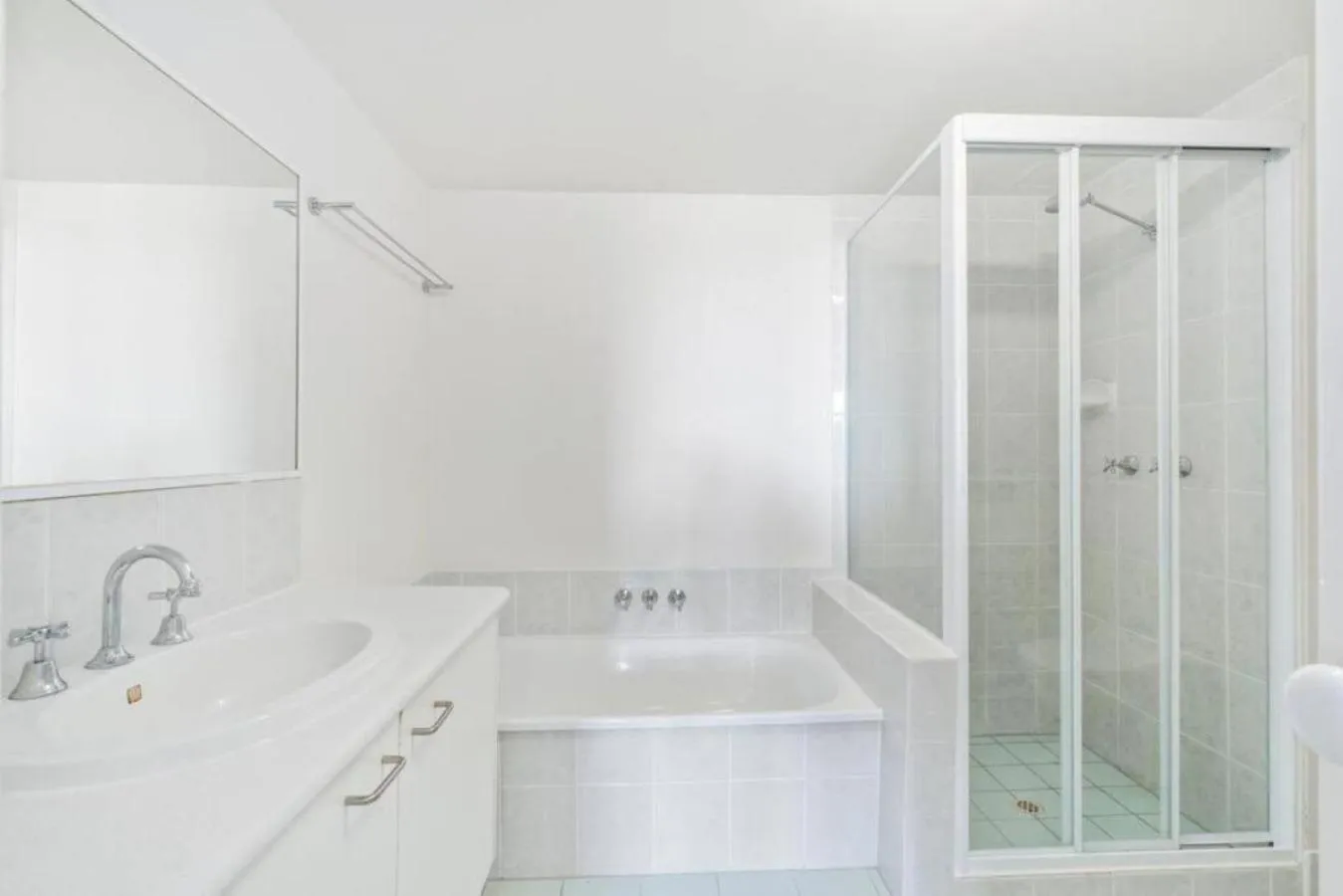 Bay Lodge - Private Apartments Hosted by Coastal Letting Co.